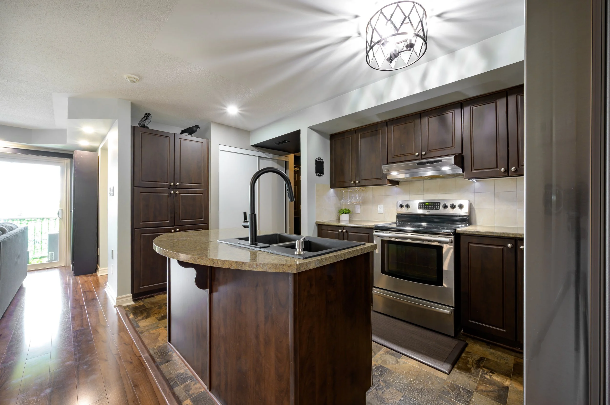 50barnstonedrive-2026-housephotos-13.jpg