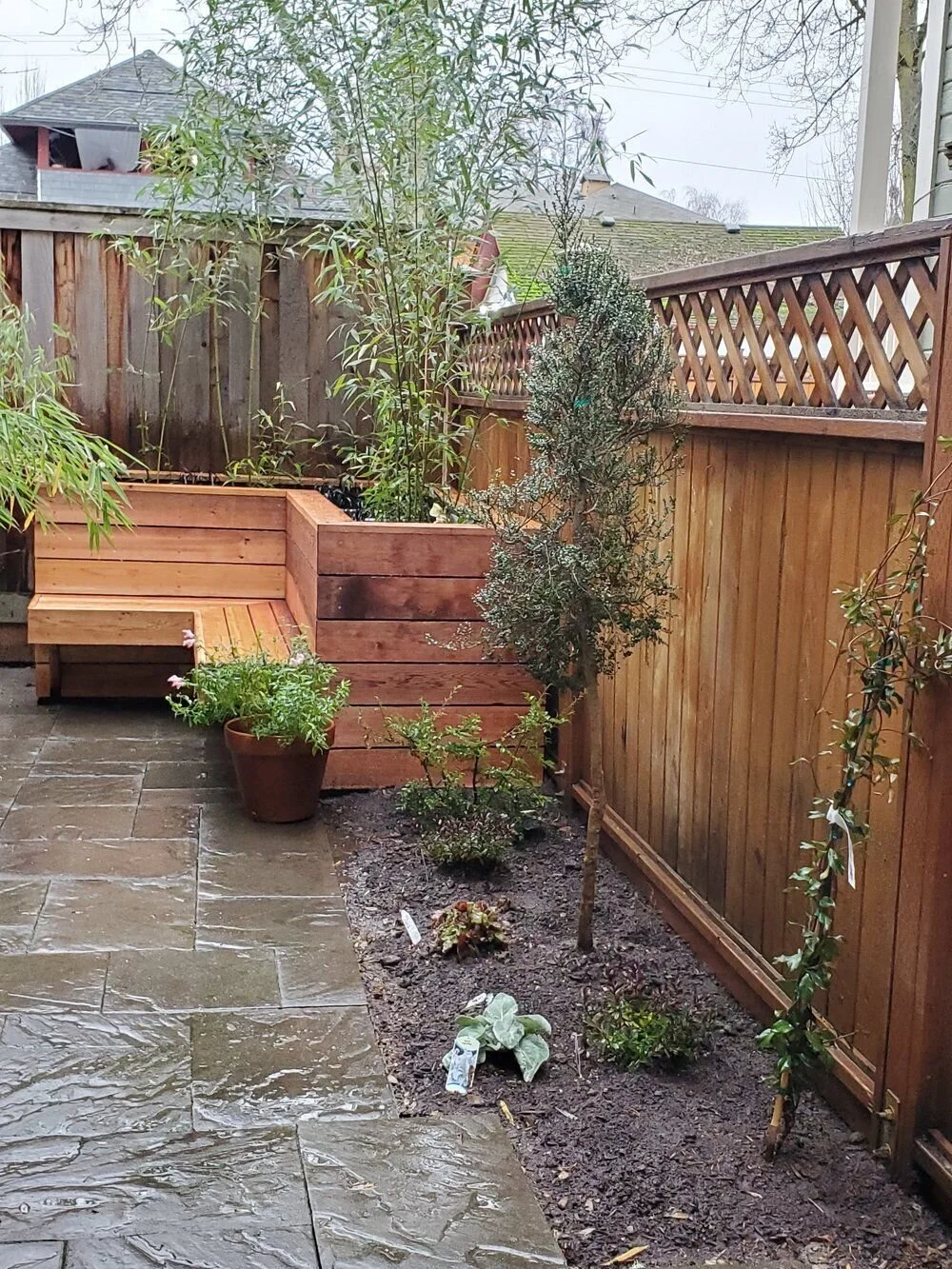 Intimate_patios_in_small_spaces.jpg