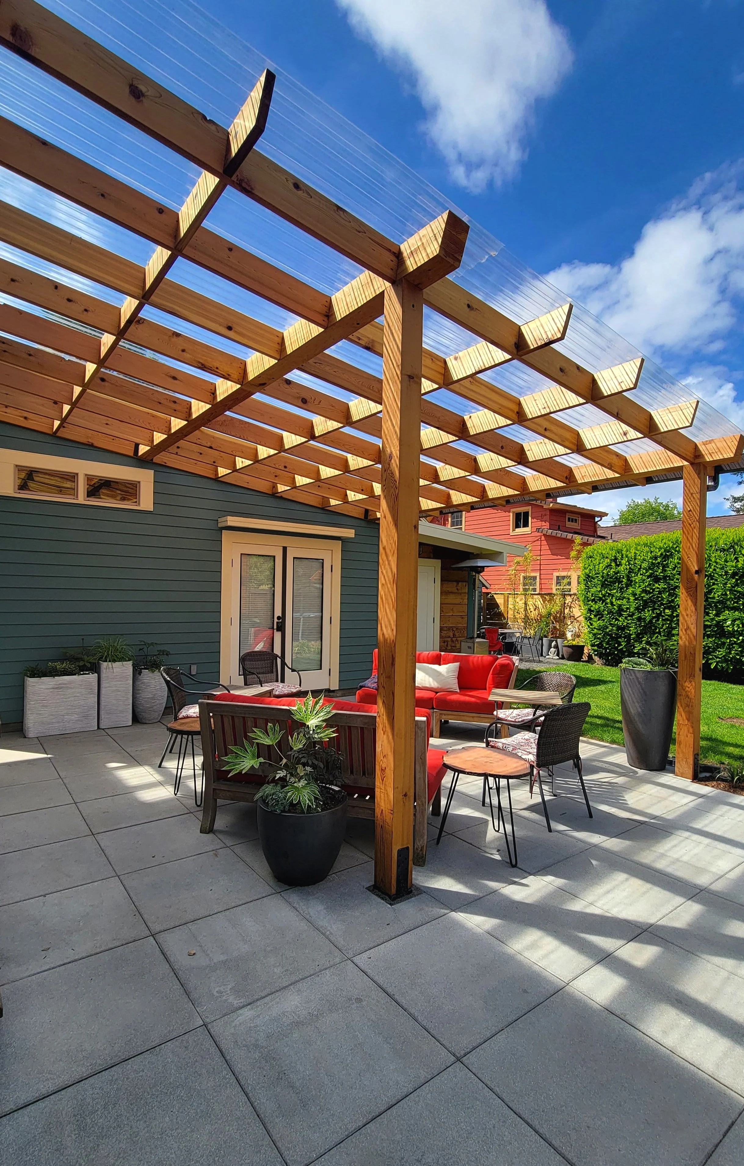 Pergola_attached_house_modern_patio.jpg