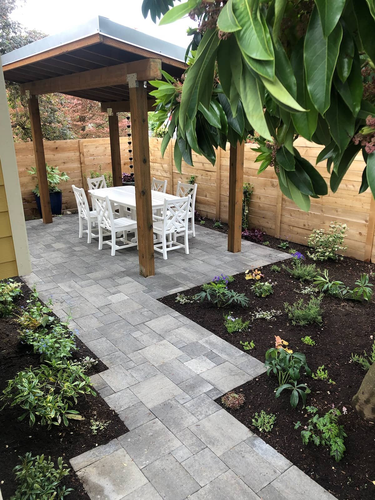 free standing pregola