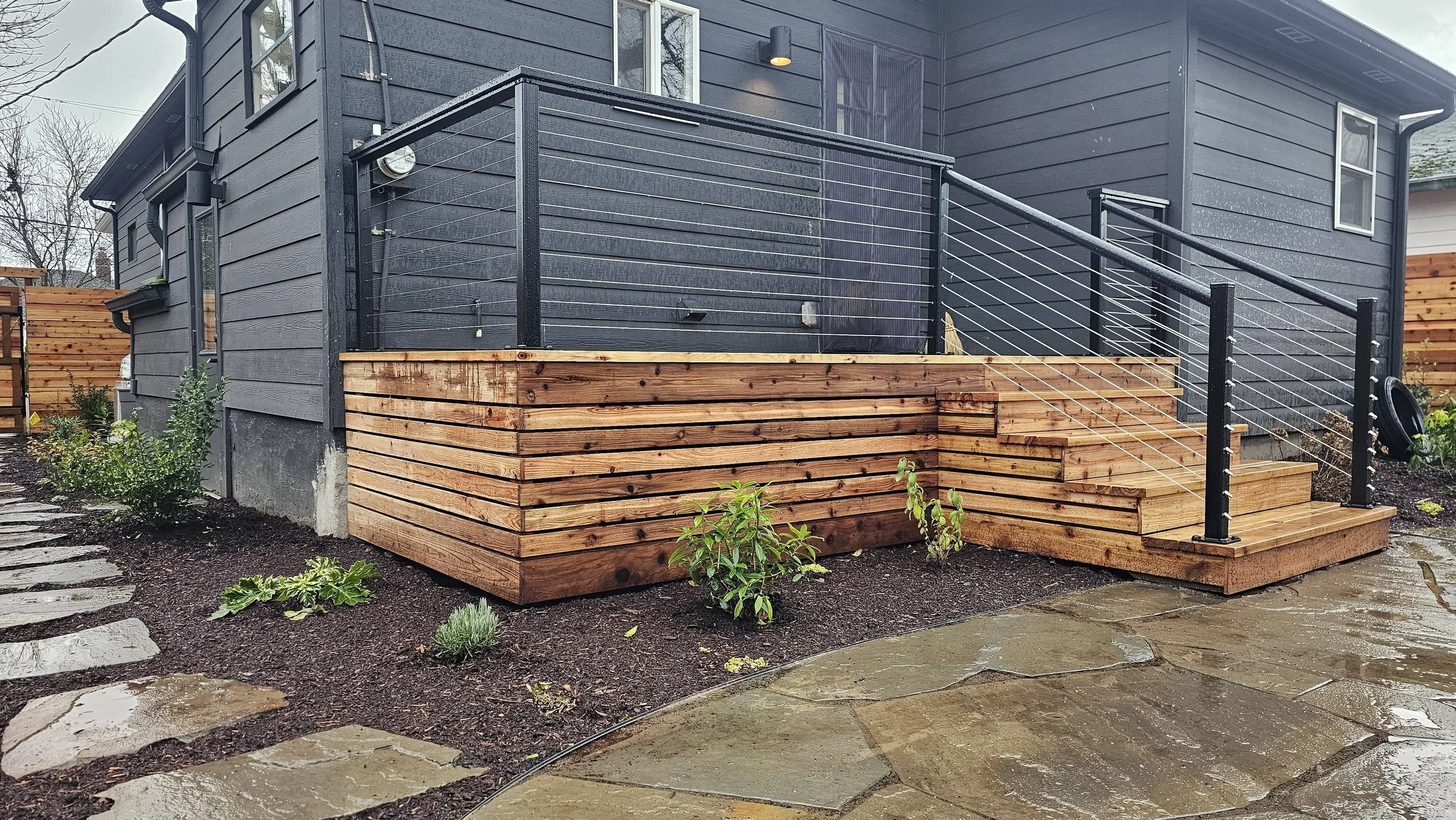 cedar deck with aluminum railing and cables