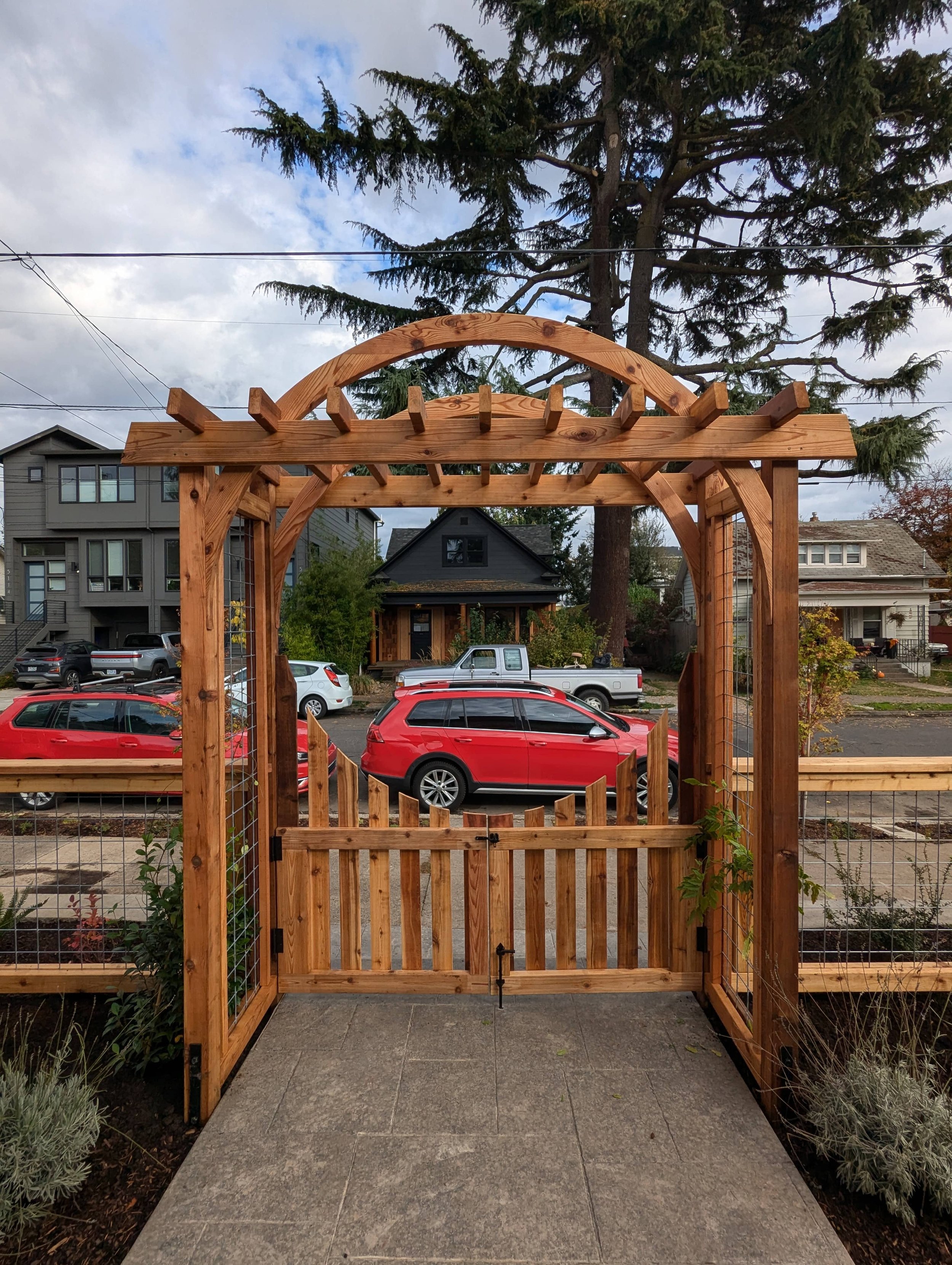 arched gate arbor