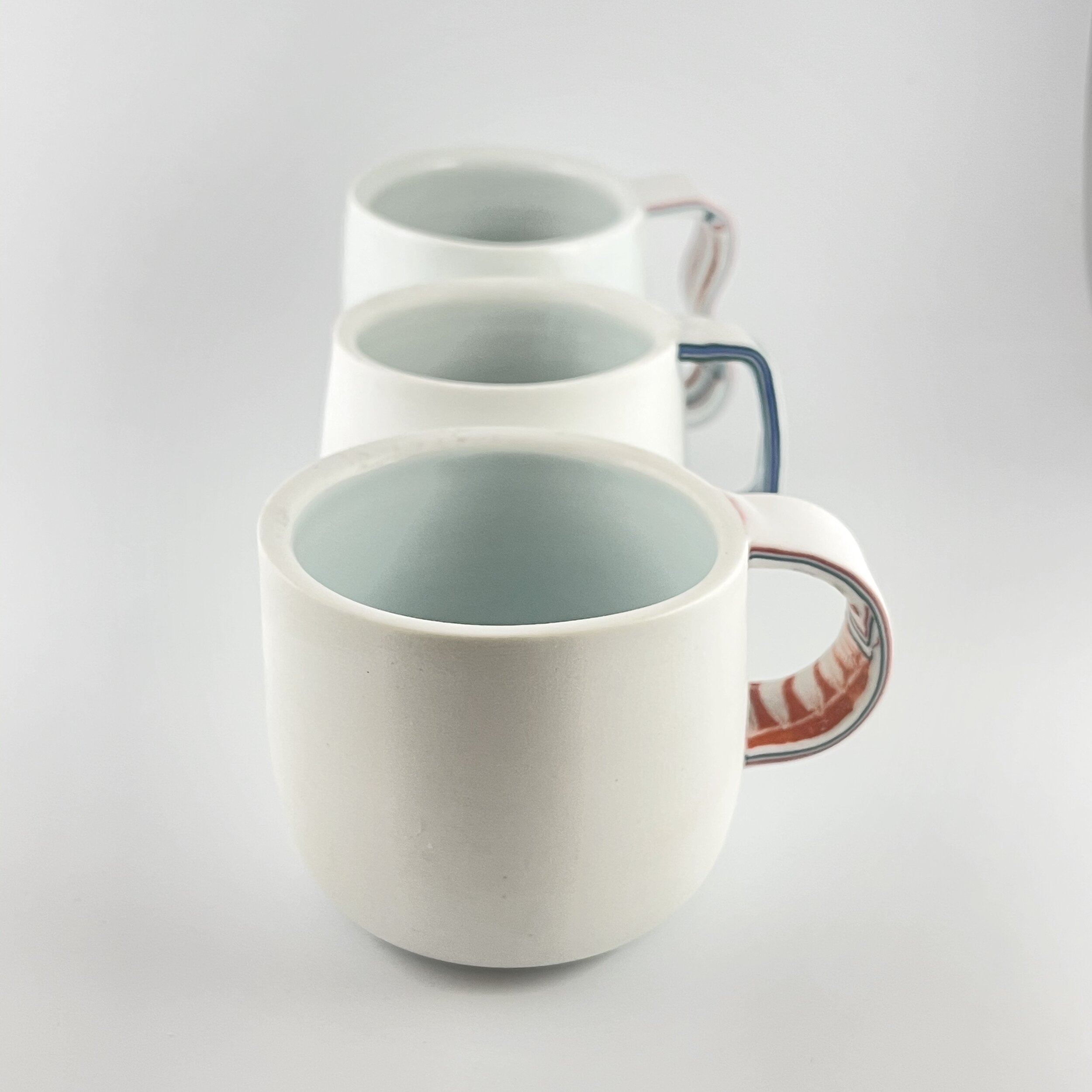Patterend handle mugs