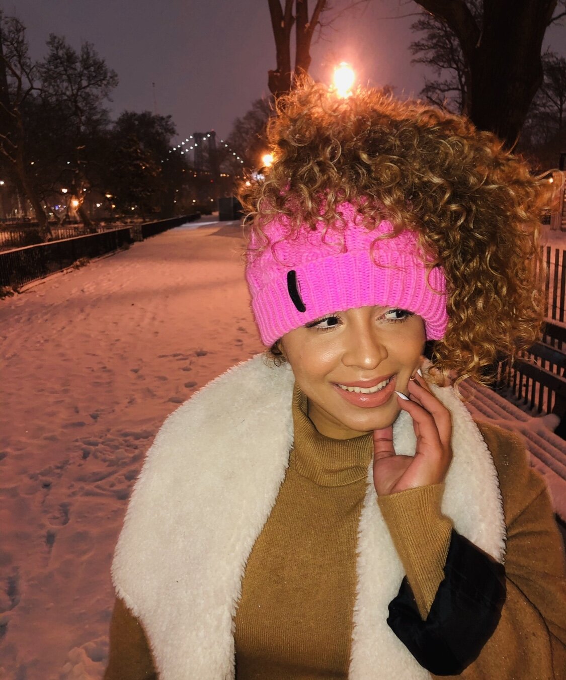 4A1252AF-B474-49D0-AE98-A14E51E6F95F