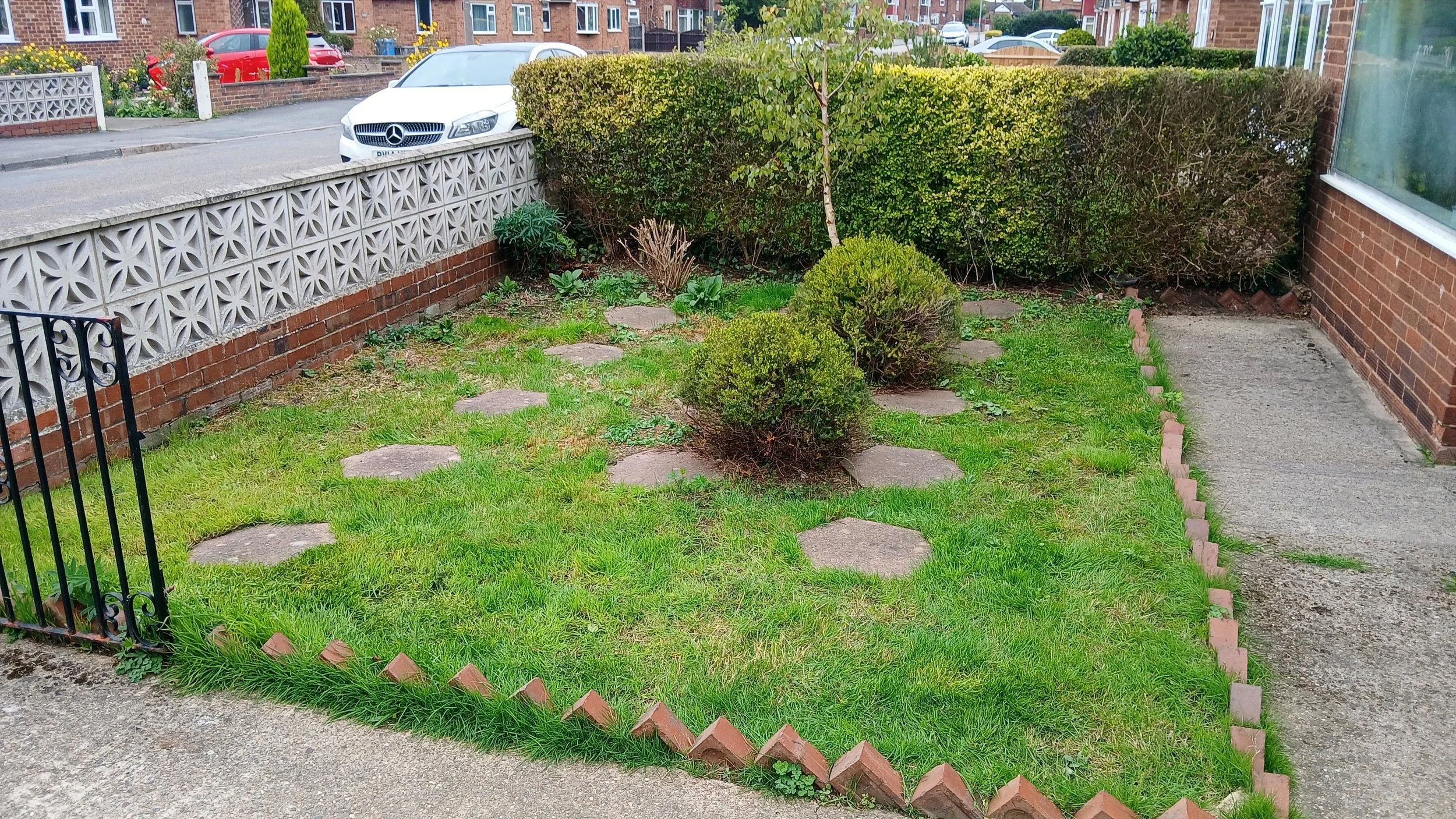 Front Garden.JPG