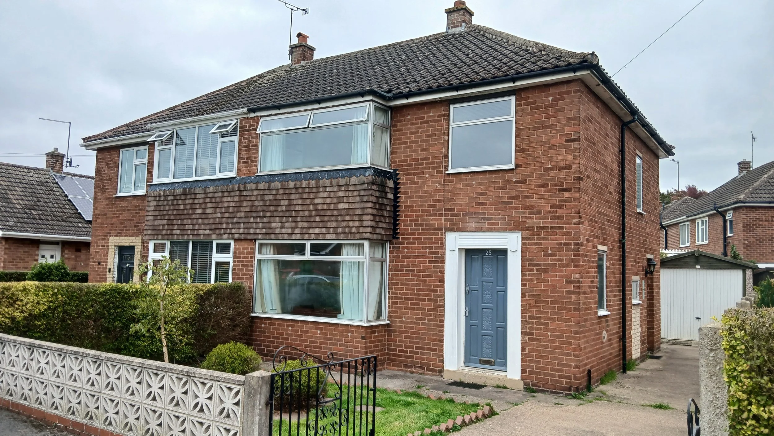 FOR SALE: 25 Fulford Avenue, Retford, Notts, DN22 7XS