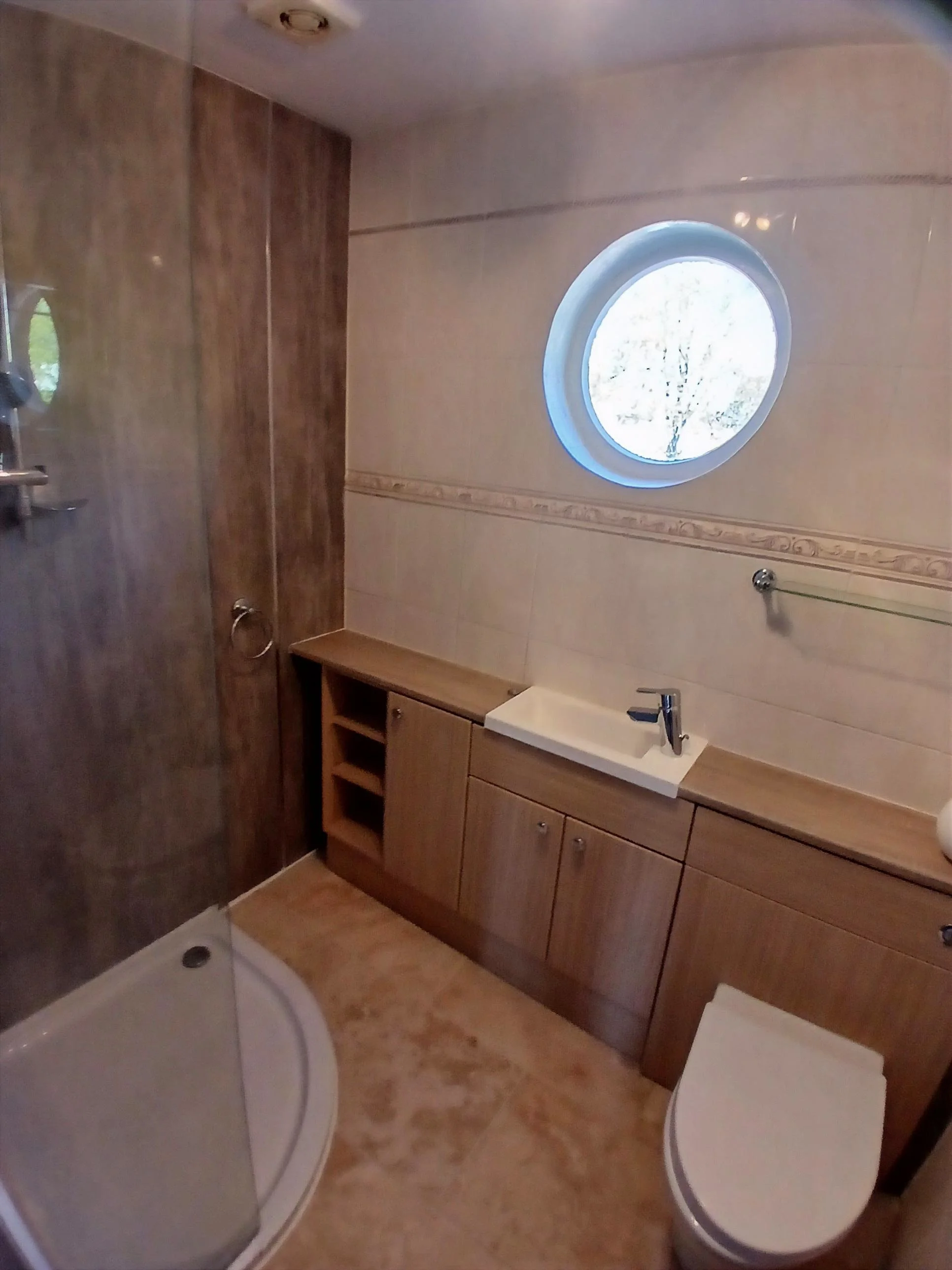 Shower Room 1.JPG