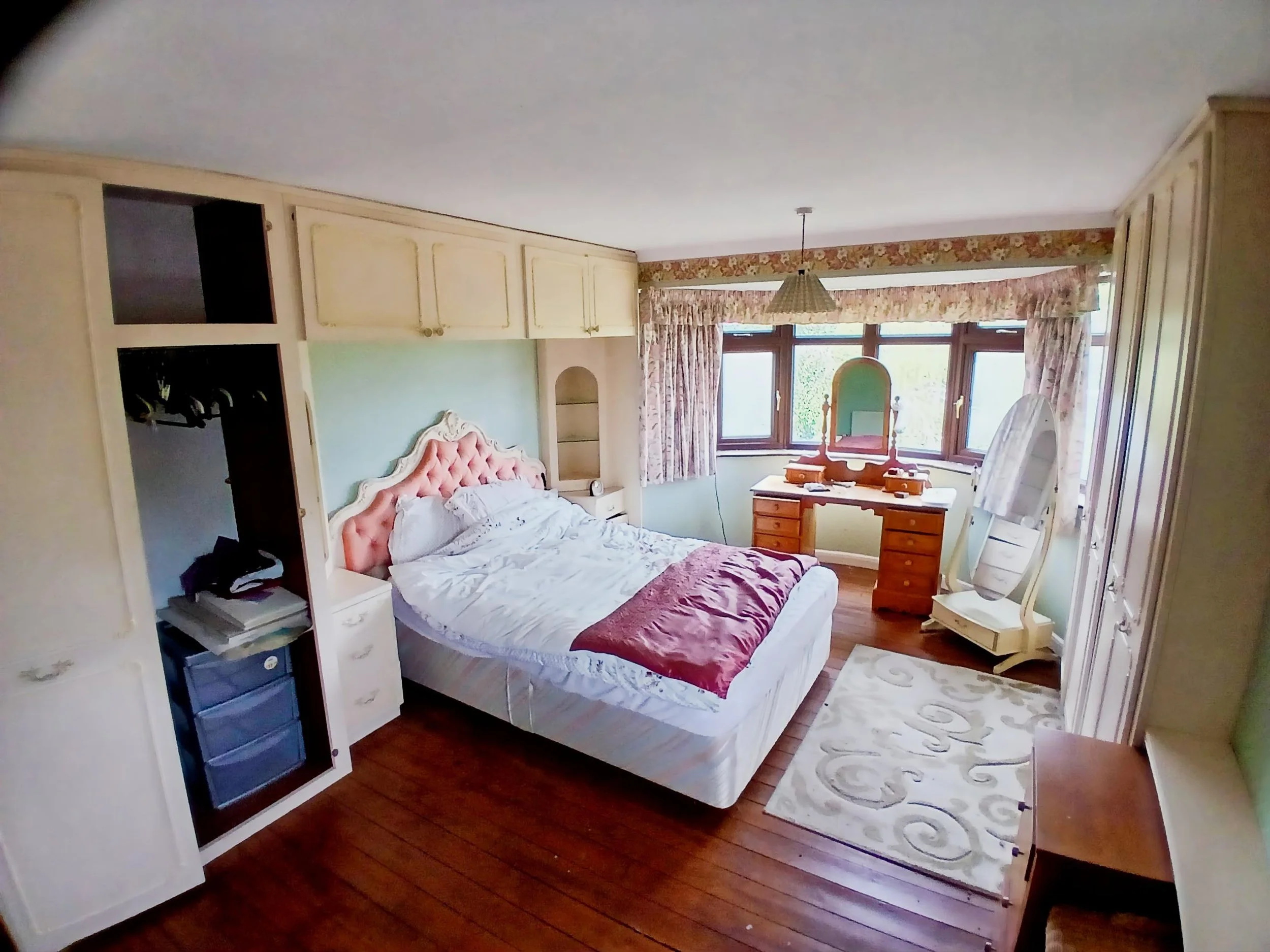 Bed 1.JPG