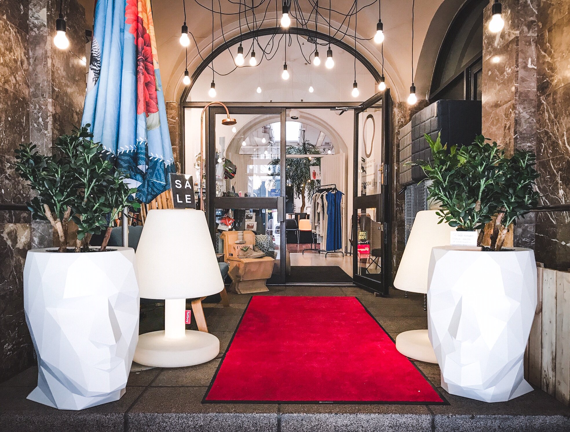 OUT OF THE DARK STORE