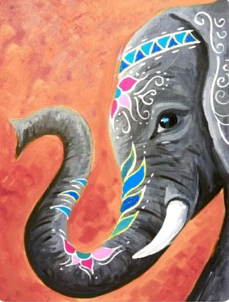 Lucky Elephant  |  Elefante de la Suerte