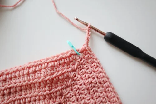 How to Crochet a Raglan - Beginner Series — Coffee & Crocheting