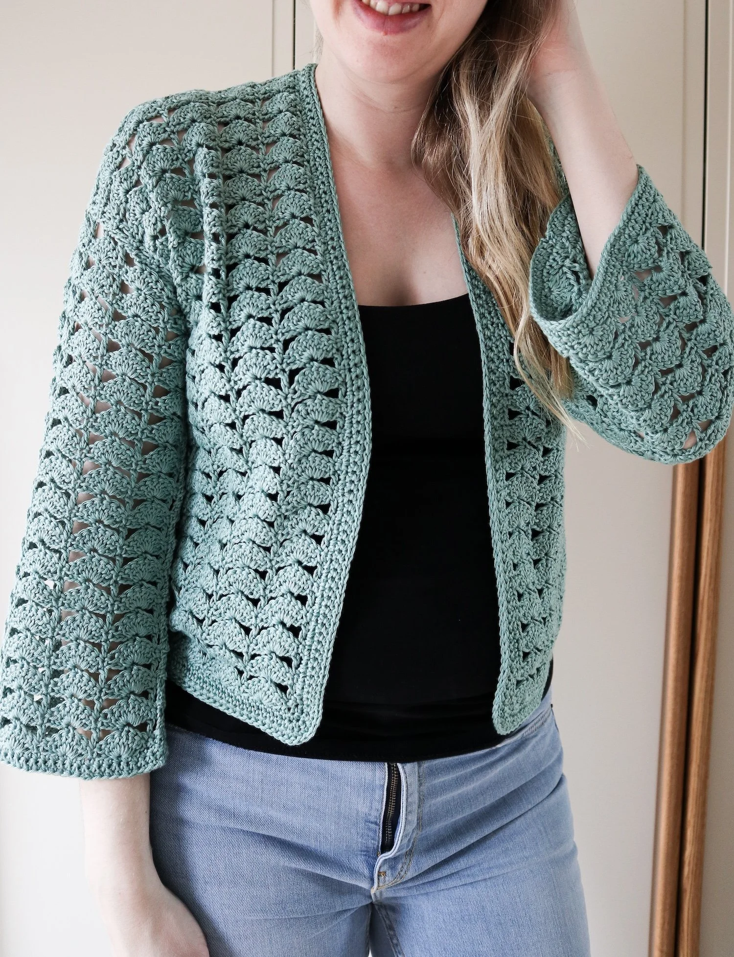 Crochet Pattern x Shell Stitch Cardigan