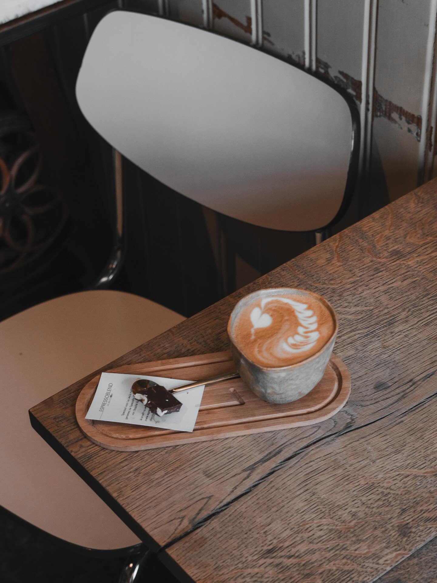 Cappuccino @lajeucoffee 

📍&nbsp;Hinthamerstraat 190, Den Bosch

___
#coffeeaddict #coffeeculture #cafehopping #coffeegram #coffeeguide #coffeeshopvibes #bestcoffeephotos #denbosch #denboschcafe #brabantcoffee #instadenbosch #horecadenbosch #denbosc