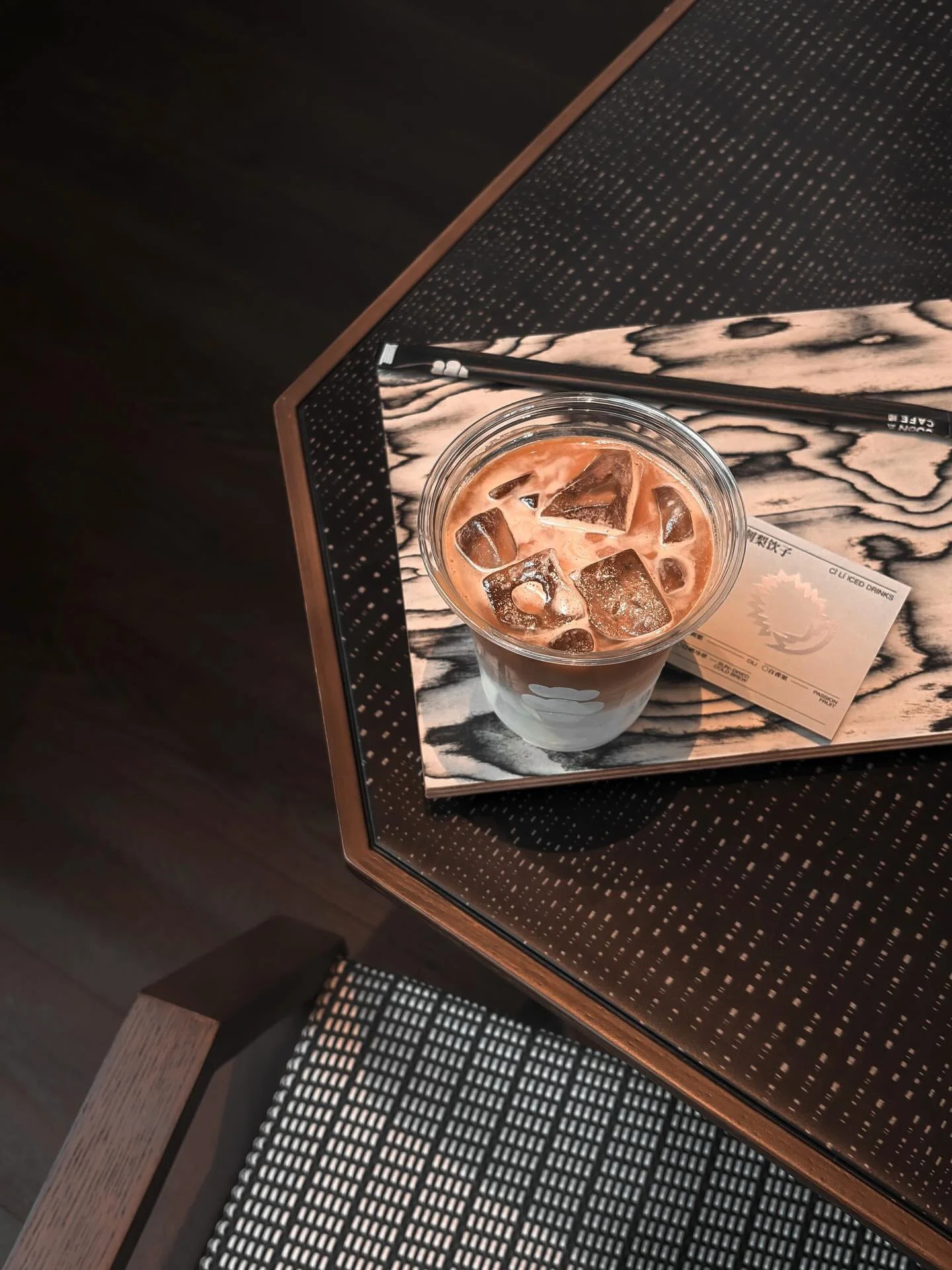 Ice latte at Tomosoon Cafe - Industrial-chic design with concrete walls, steel and high ceilings. 

📍OCT Loft, Nanshan District, Shenzhen

___

#nanshansz #coffee #coffeelover #instacoffee #coffeegram #coffeephotography #coffeeshopvibes #specialtyco