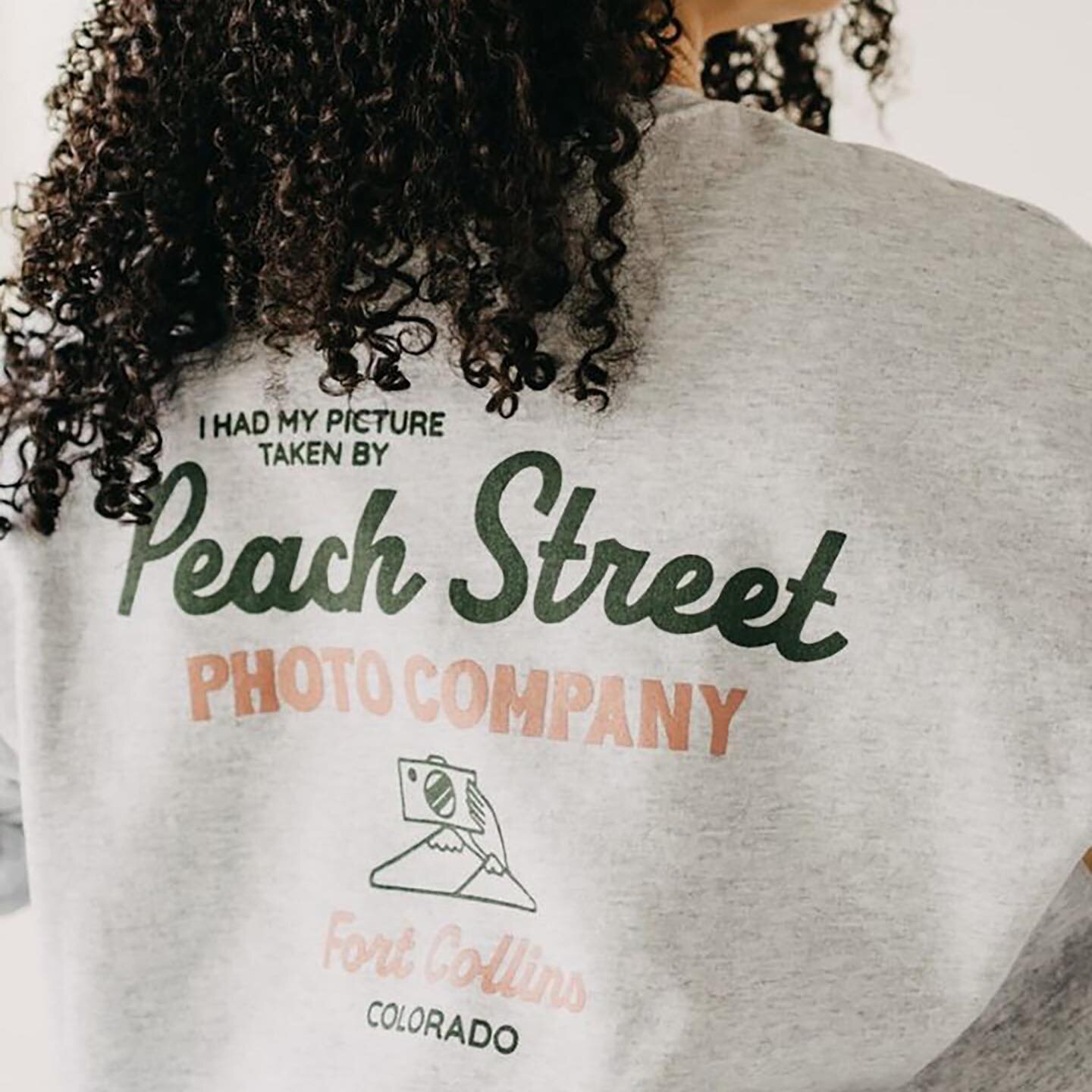 Apparel graphic for @peachstreetphotoco.
-
This was one of my favourite projects from last year. 
-
#tshirtdesign #typetopia #outdoorbrand #illustragram