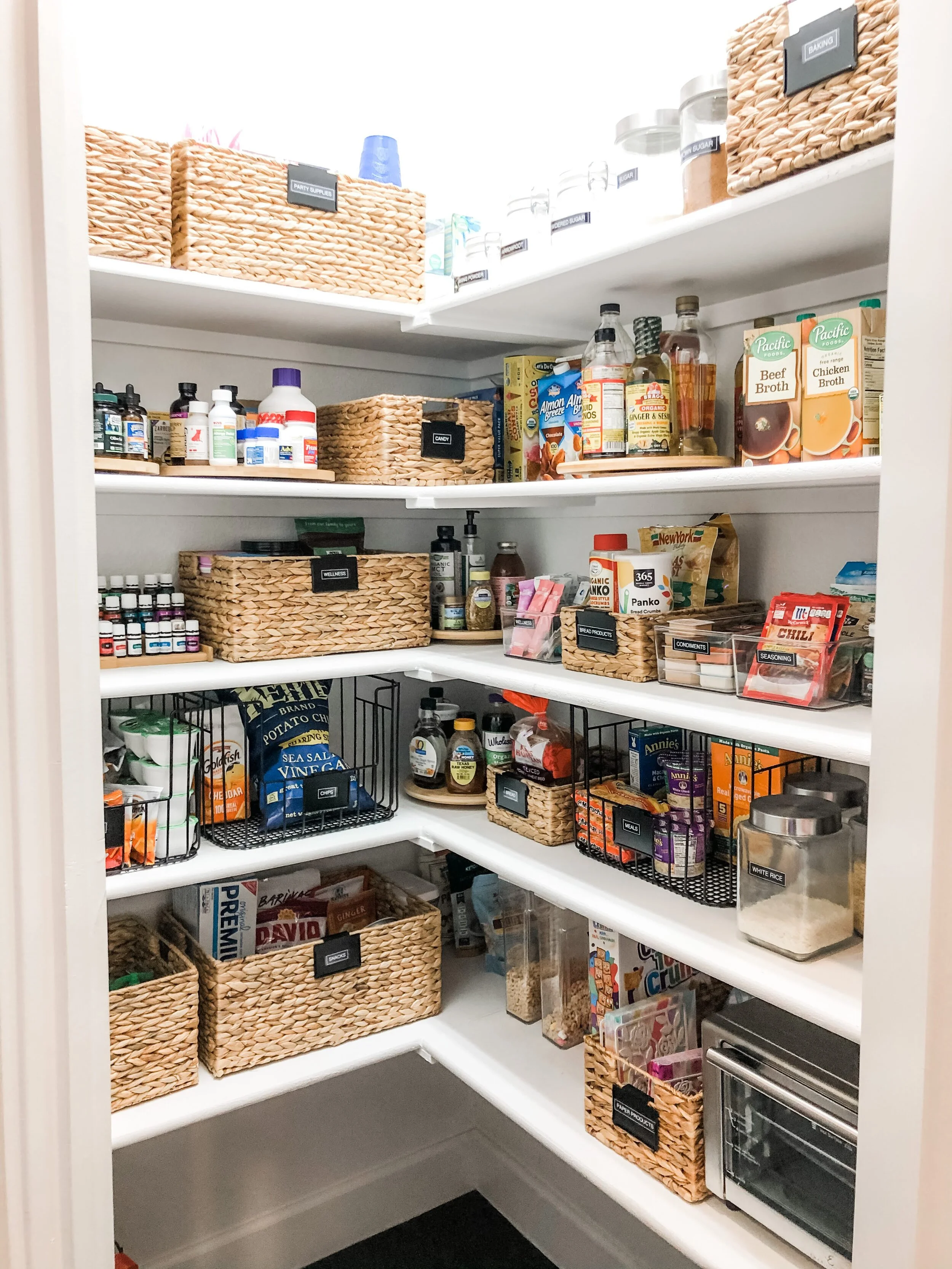 5 Must Have Organizing Products for Your Home