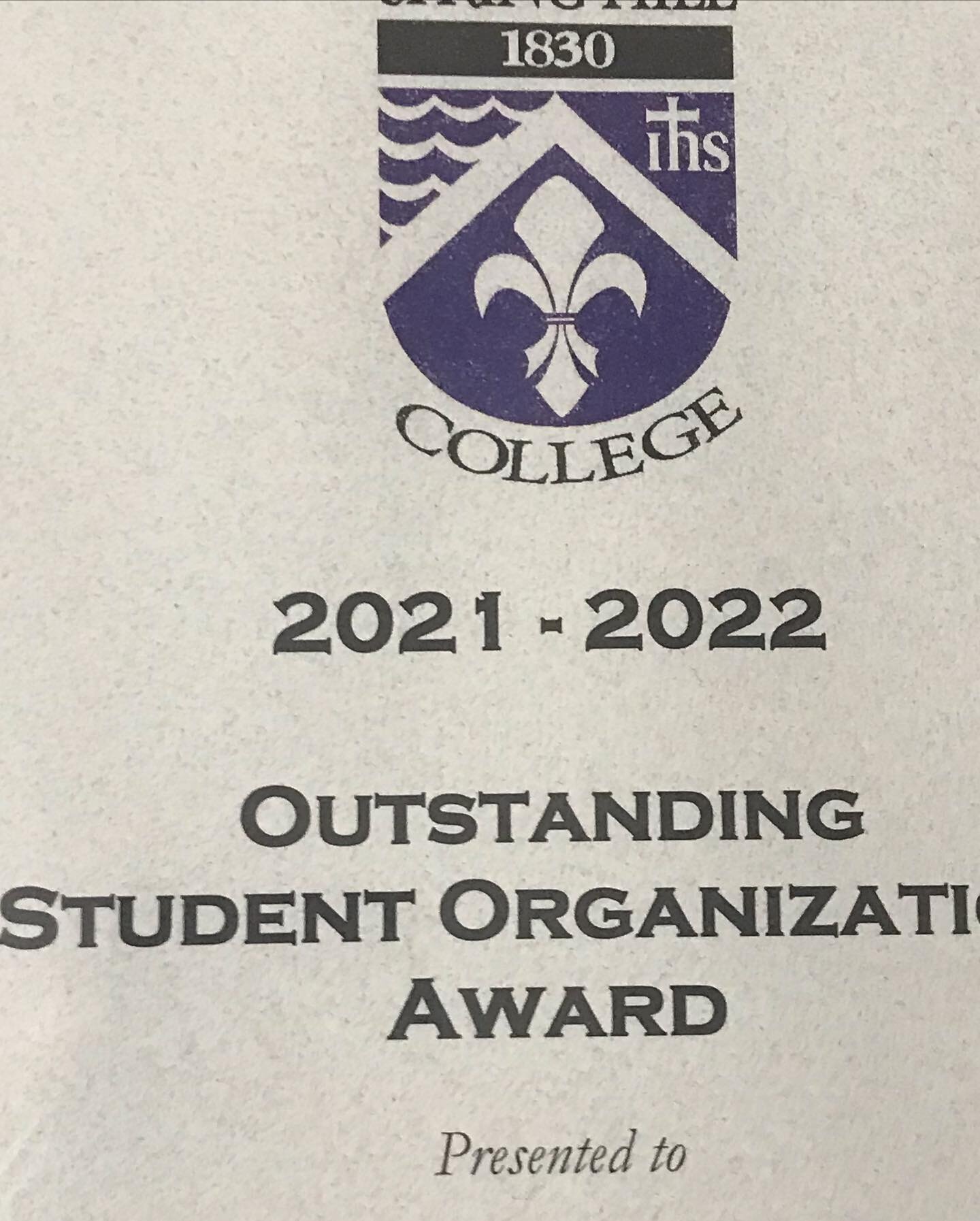 Badgers, THANK YOU for voting for The Motley for Outstanding Student Organization of the Year, and for voting Professor Brian Druckenmiller for Faculty Advisor of the Year 💜💜💜 The Motley is infinitely grateful for all of your support.