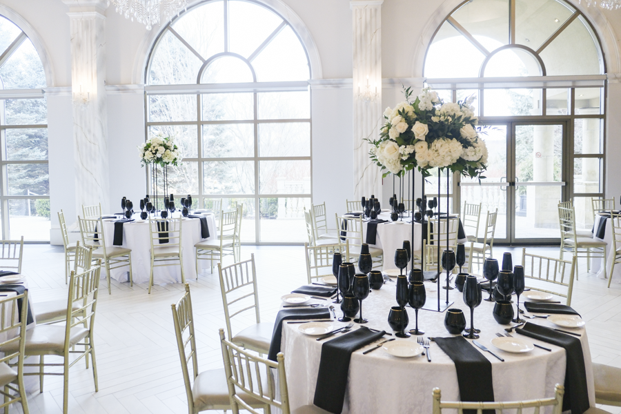 FF_K&J_032025_GuestTables_TallCenterpieces-28.png