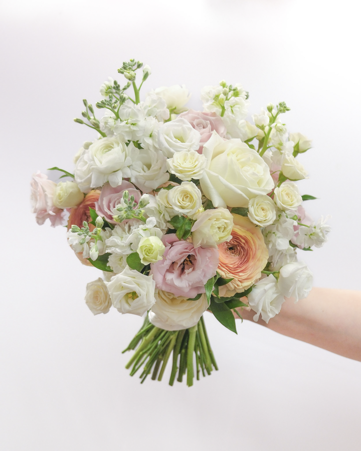 FF_K&J_032025_BridalBouquet-02.png