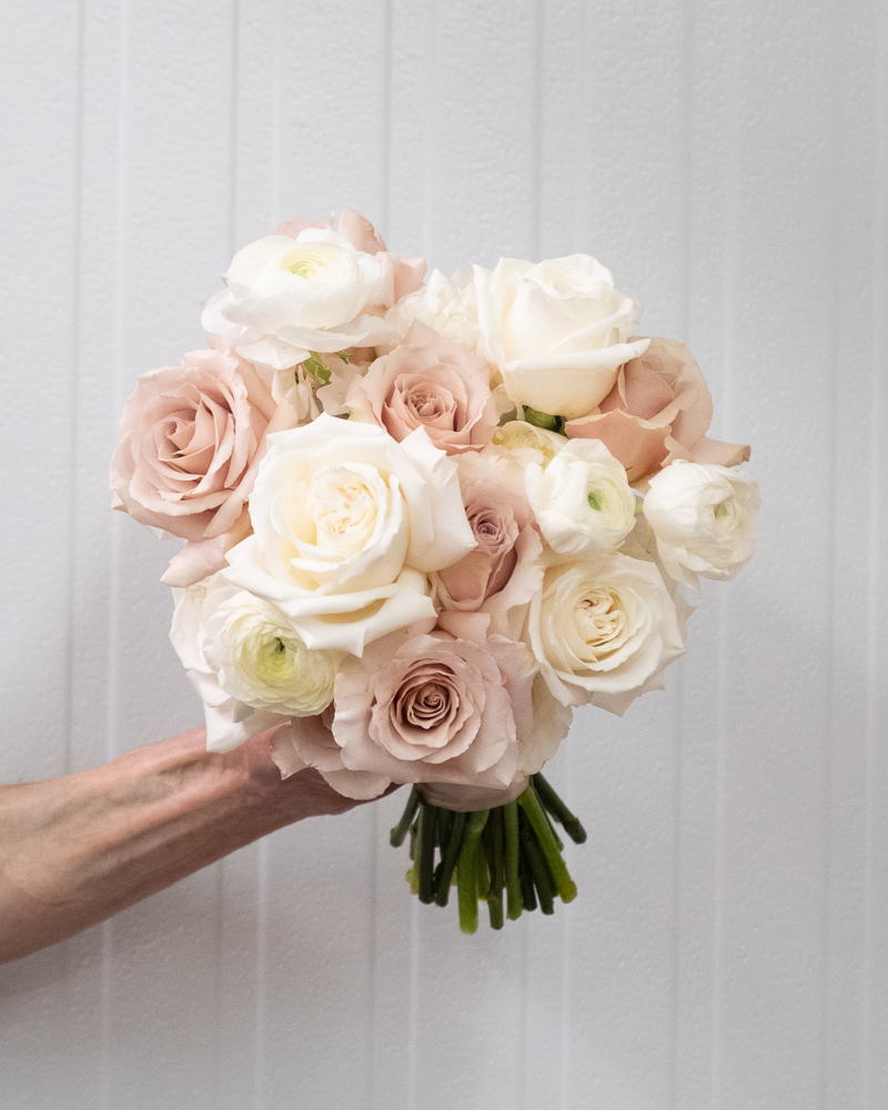 FF_L&J_062025_BridalBouquet-03.png