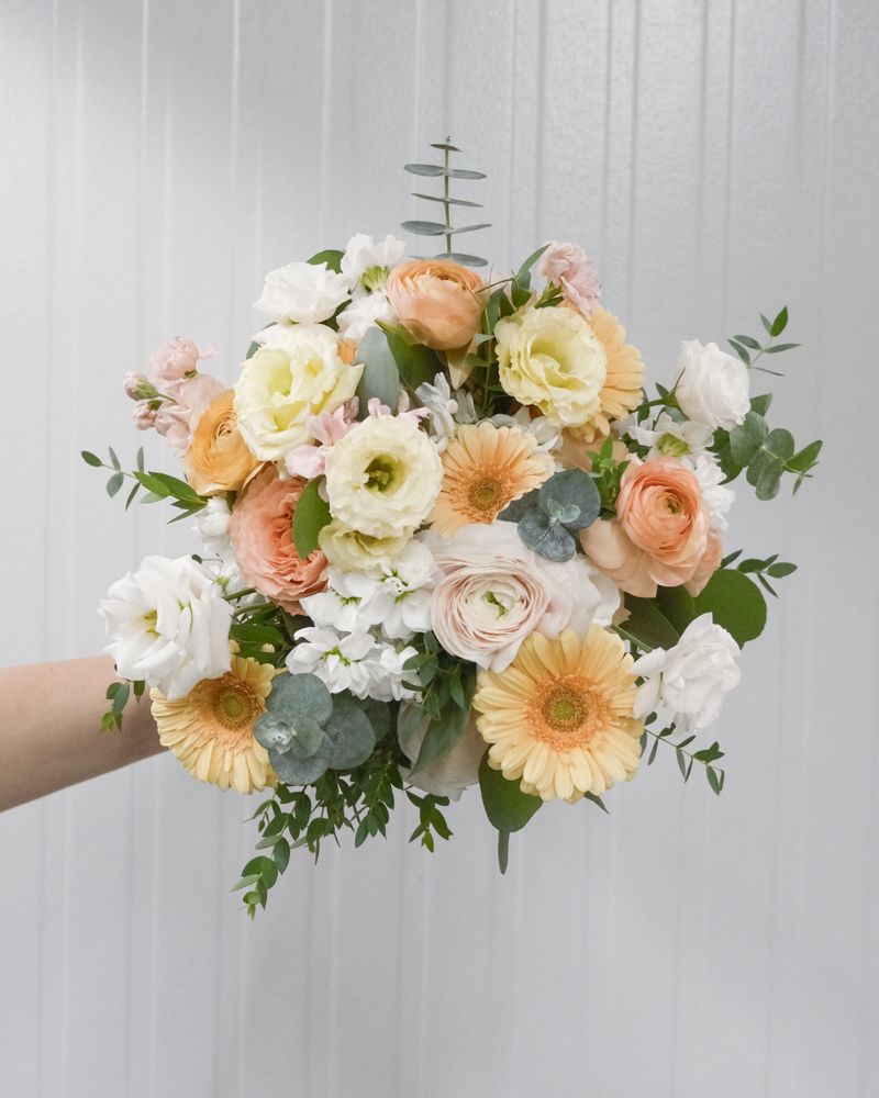 FF_E&M_102025_BridalBouquet-2.png