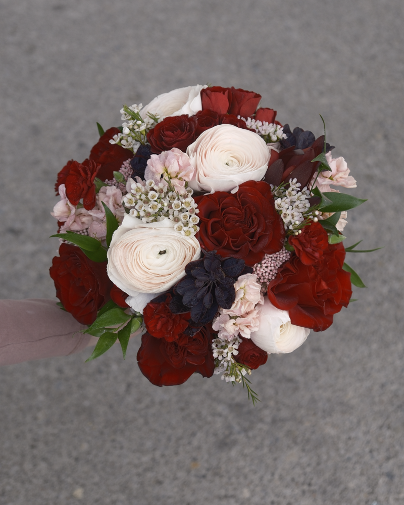 FF_M&J_102025_BridalBouquet-2.png