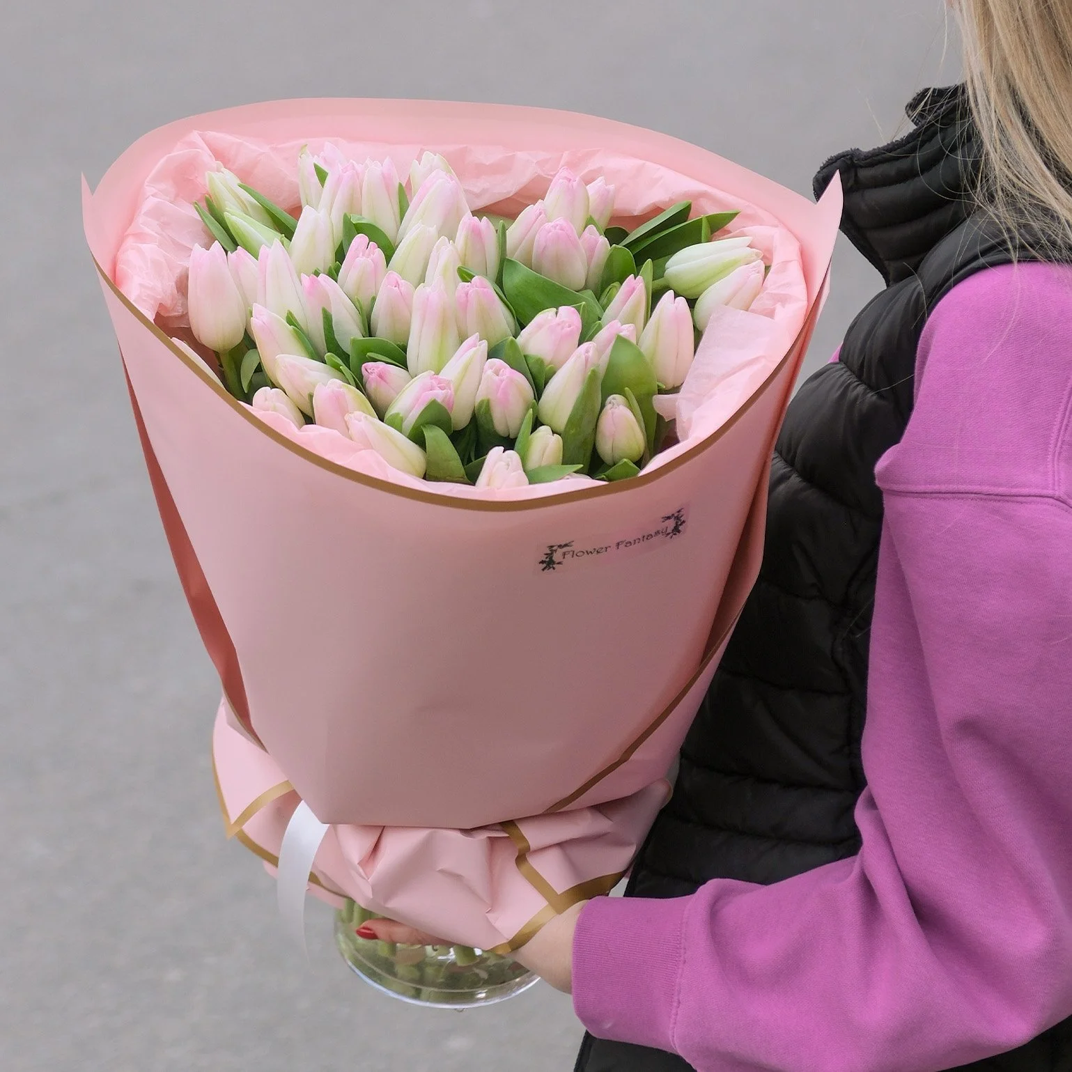 FF_PinkTulipBouquet2.jpg