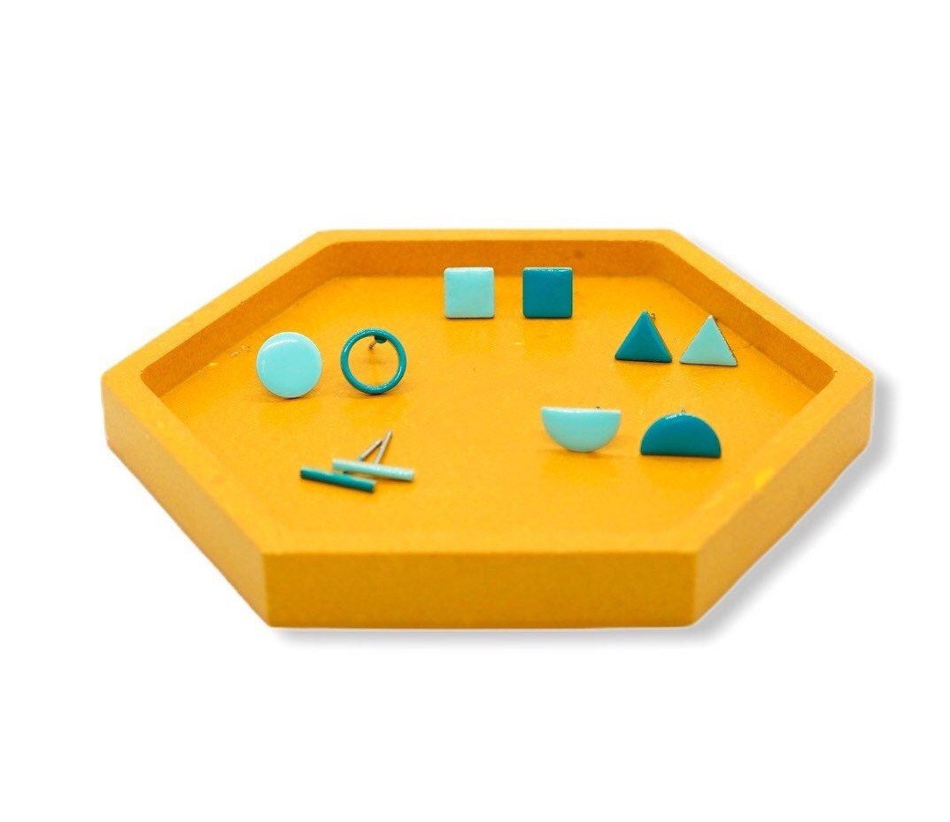 https://i.etsystatic.com/22110270/r/il/b981ae/2498546655/il_fullxfull.2498546655_b7sd.jpg