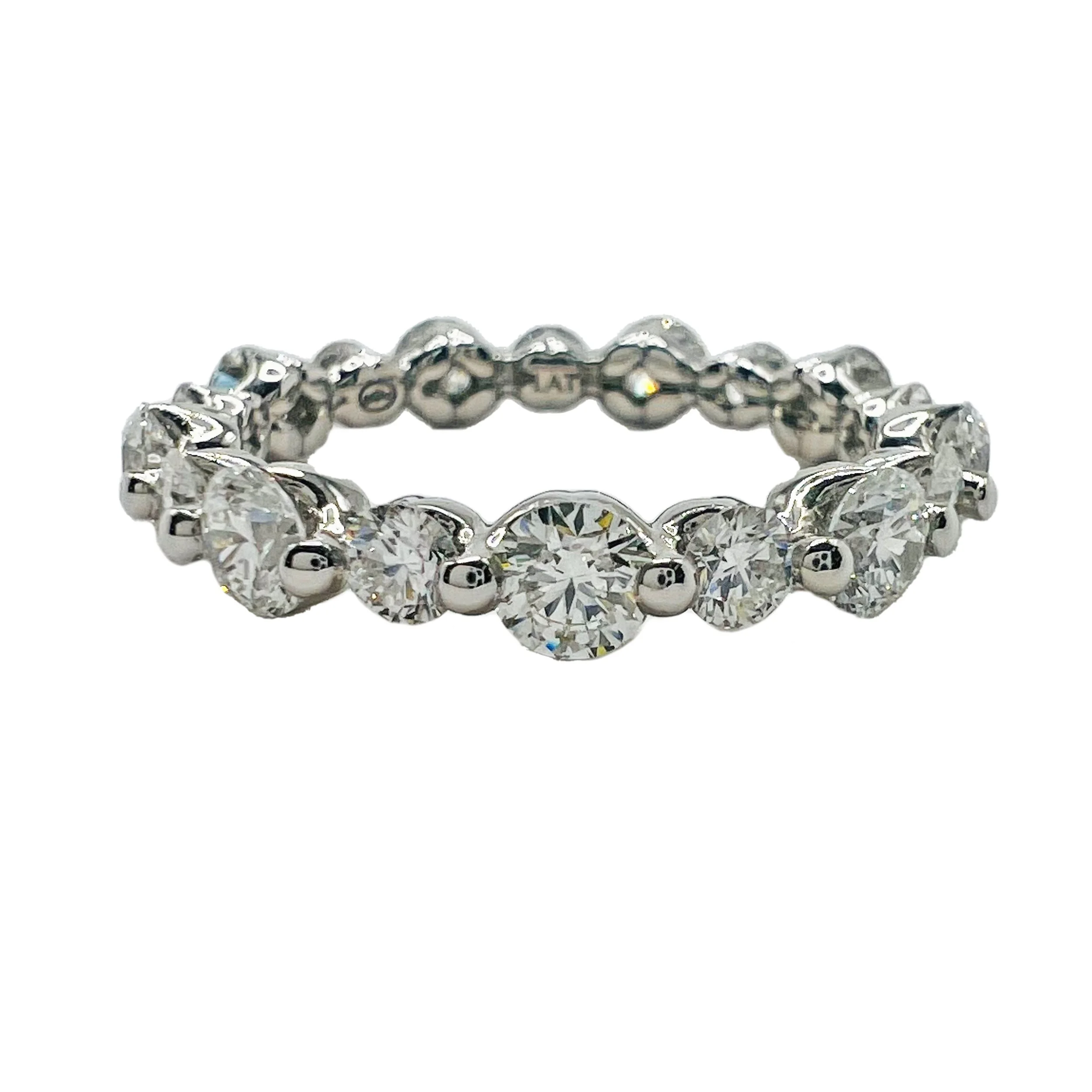 JS-WB249-PTQ4-2.46CT-FRONT.jpg