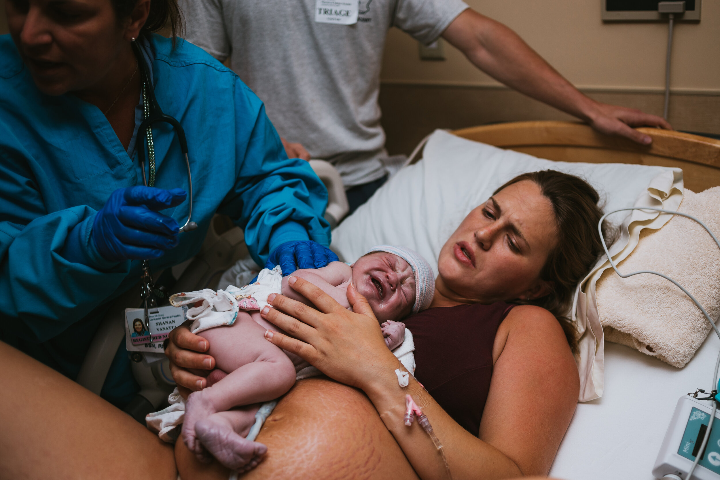 St. Lukes Anderson Labor and Delivery photographer- Lehigh Valley Birth Photography 