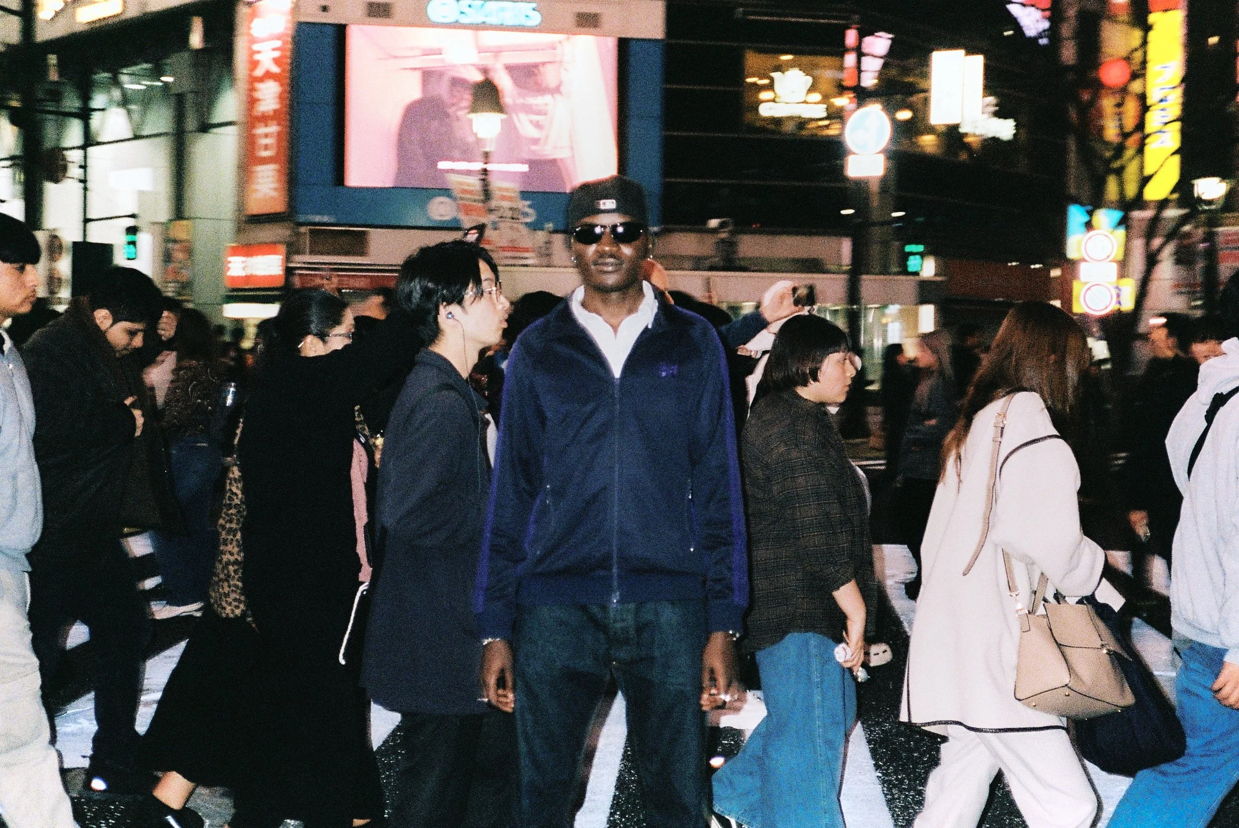 A002819-R1-25-12.jpg