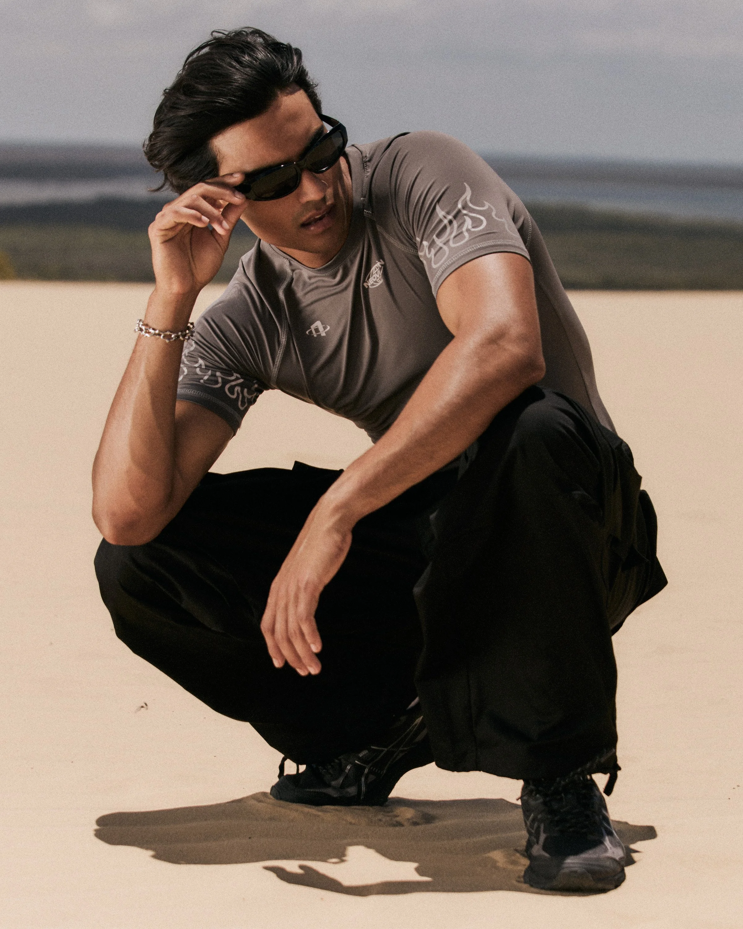 UNIVERSAL 11-1210890.jpg