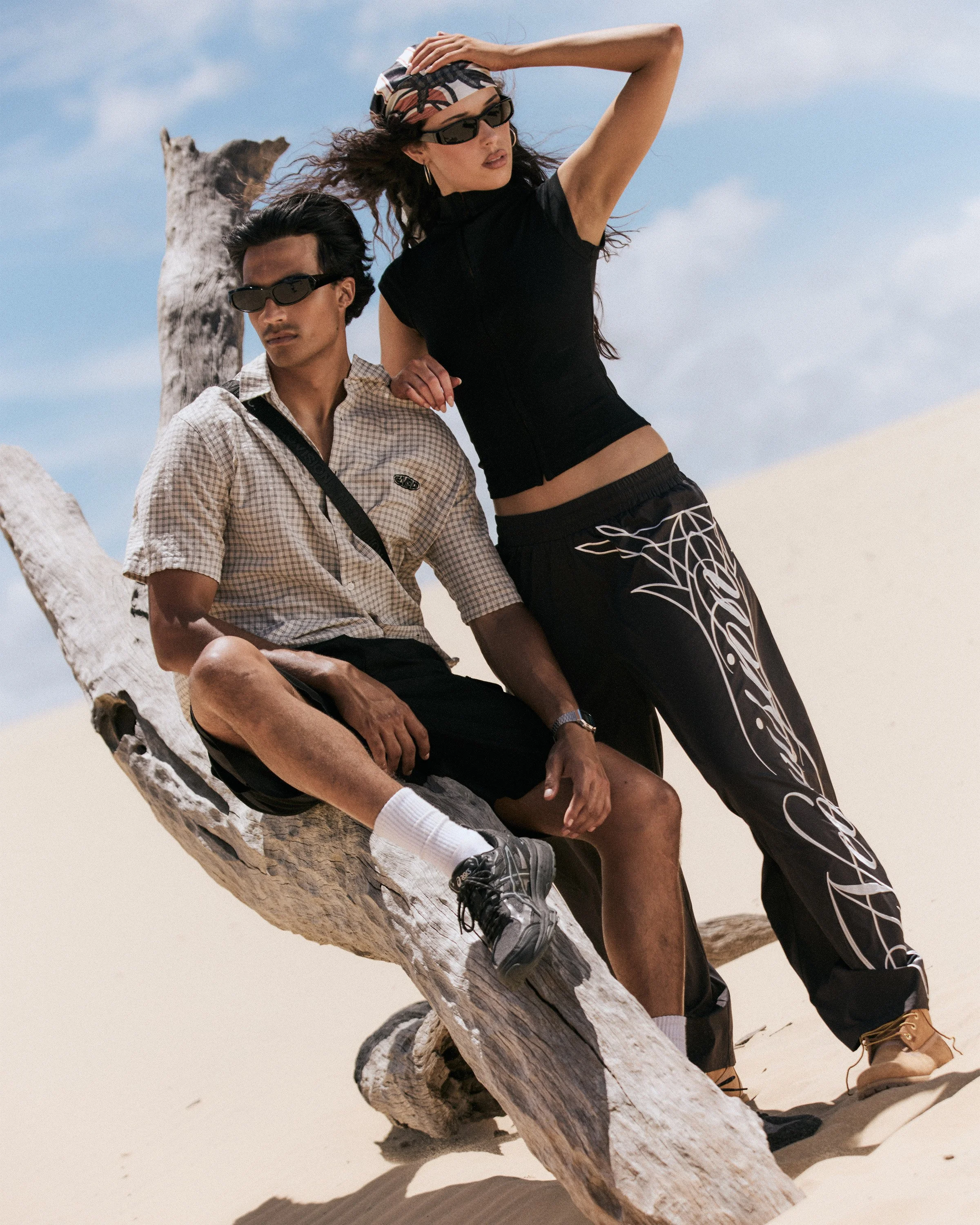 UNIVERSAL 11-1211096.jpg