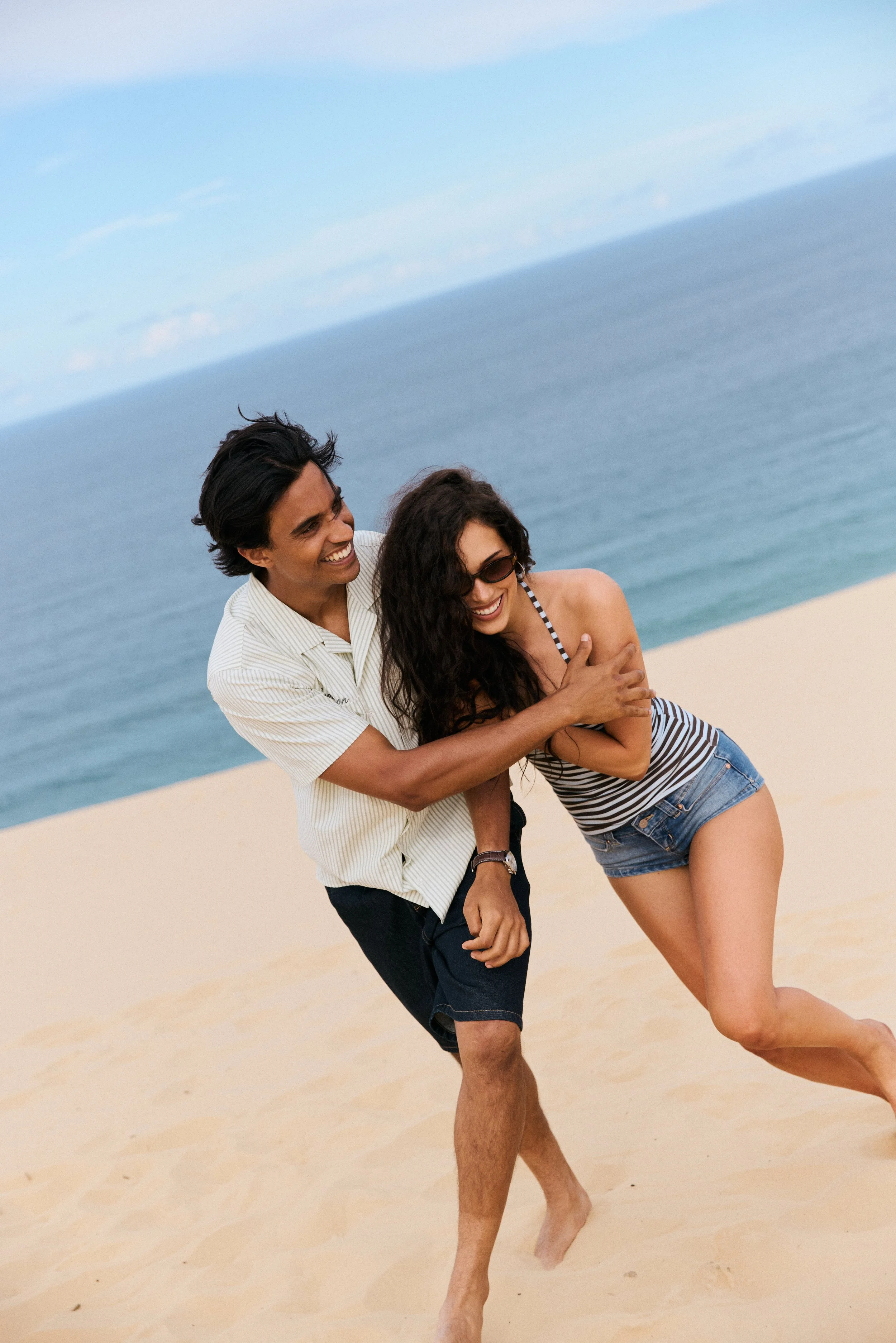 UNIVERSAL 11-1212128.jpg