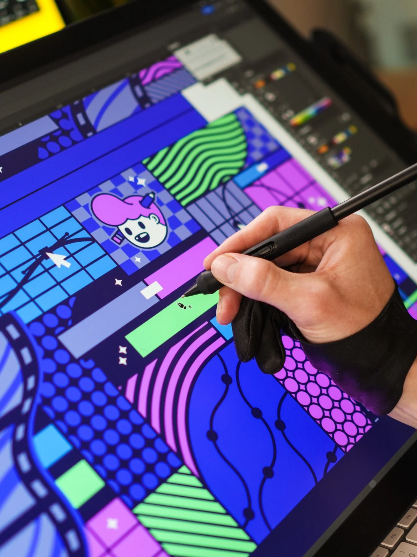 Always greatful to collaborate with my friends at @adobe to create fun products. This Adobe Premiere and Aftereffects inspired pattern was something I whipped up a while back. But when my friend @goldiecylon sent me some pics of my deign in the wild,
