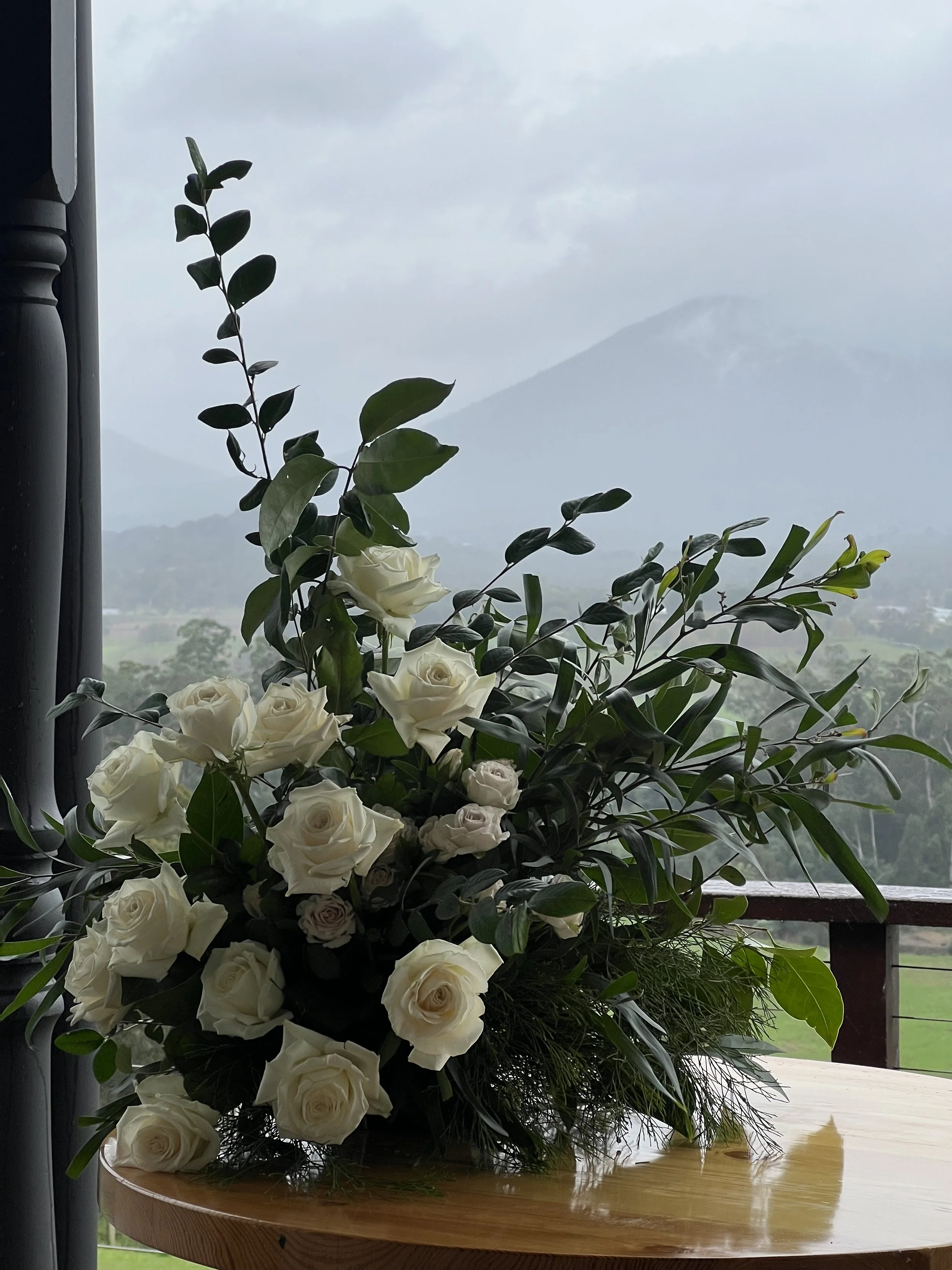 Plinth Barrel flowers for The Riverstone Estate in the Yarra Valley