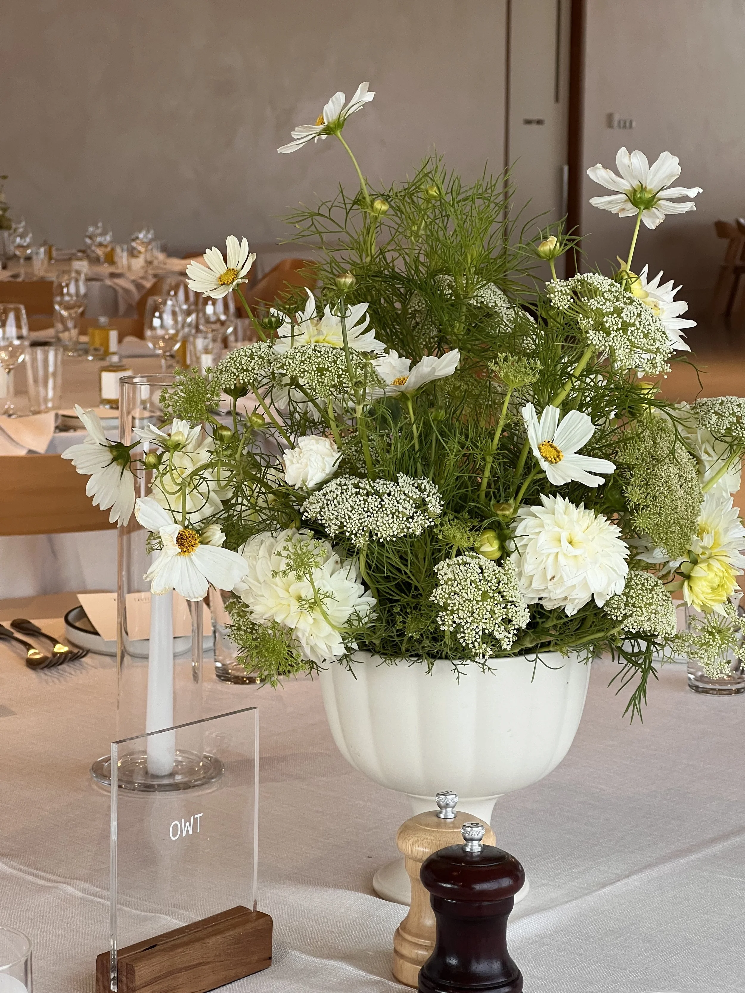 Mixed garden style florals for Harriett at Hubert Estate in Oh Flora vessels