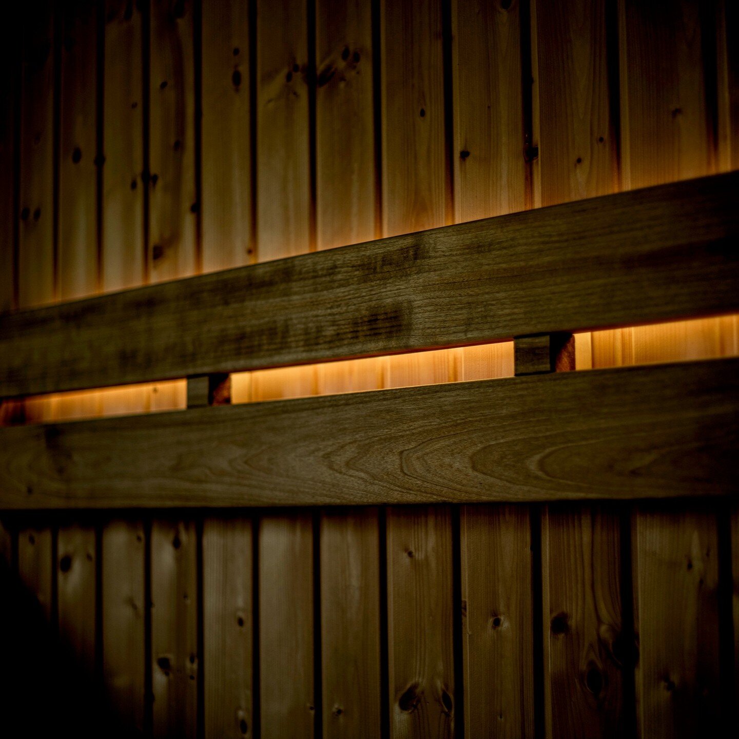 Crafted from premium materials, each Scandinavian Sauna is a testament to quality and durability. 

#scandinaviansauna #premiumsauna #mobilesauna #mobilbastu #saunaonwheels #portablesauna #scandinaviandesign #nordicdesign #bastu #customsauna #bespoke