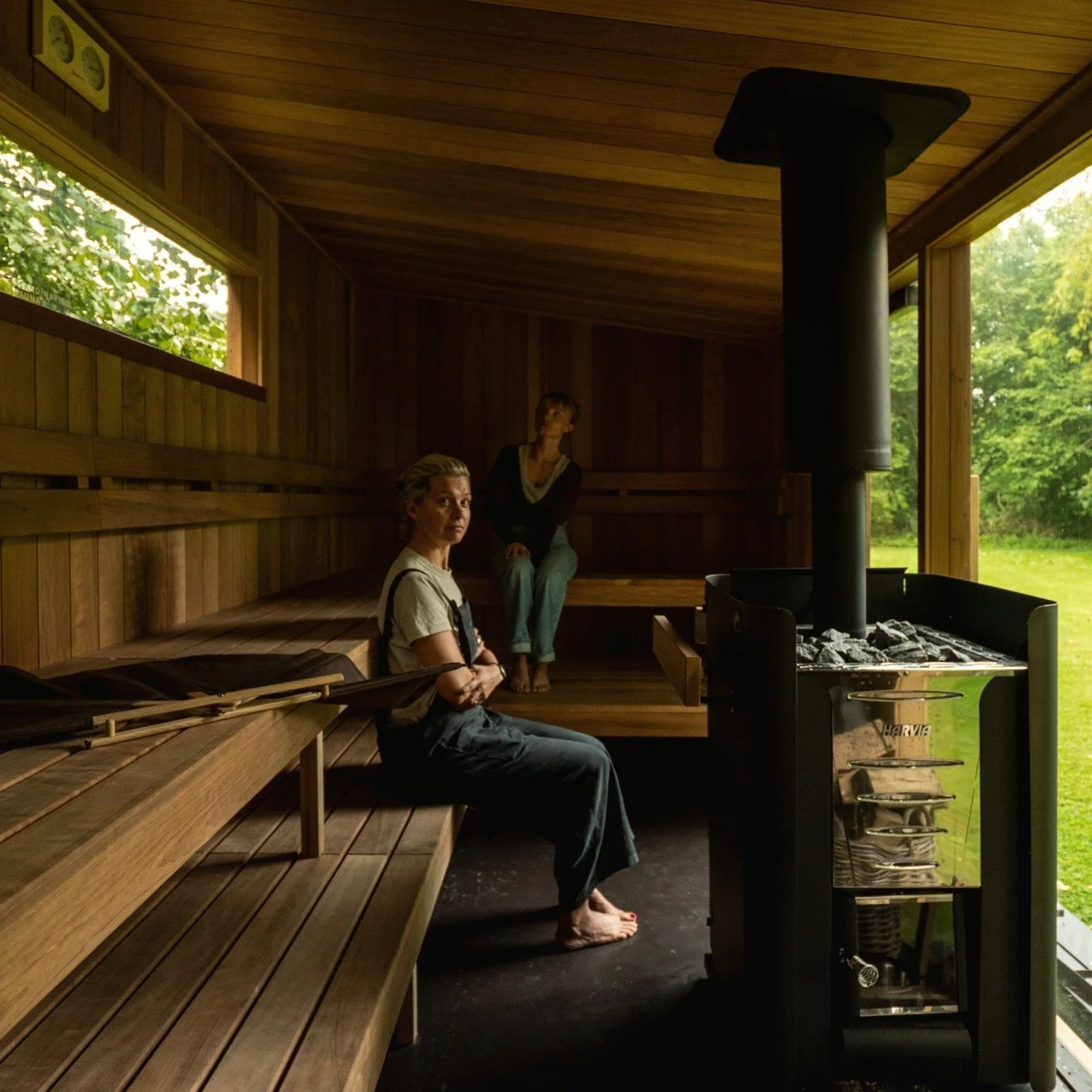 Sometimes when we are proud we tend to repeat ourselves. We hope for your forgiveness =)
Yet another one of the new gem we made for @jord.yoga in Corselitze. 
#scandinaviansauna
#nordicsauna
#mobilesauna
#saunadesign
#saunalife
#saunatime
#wellness