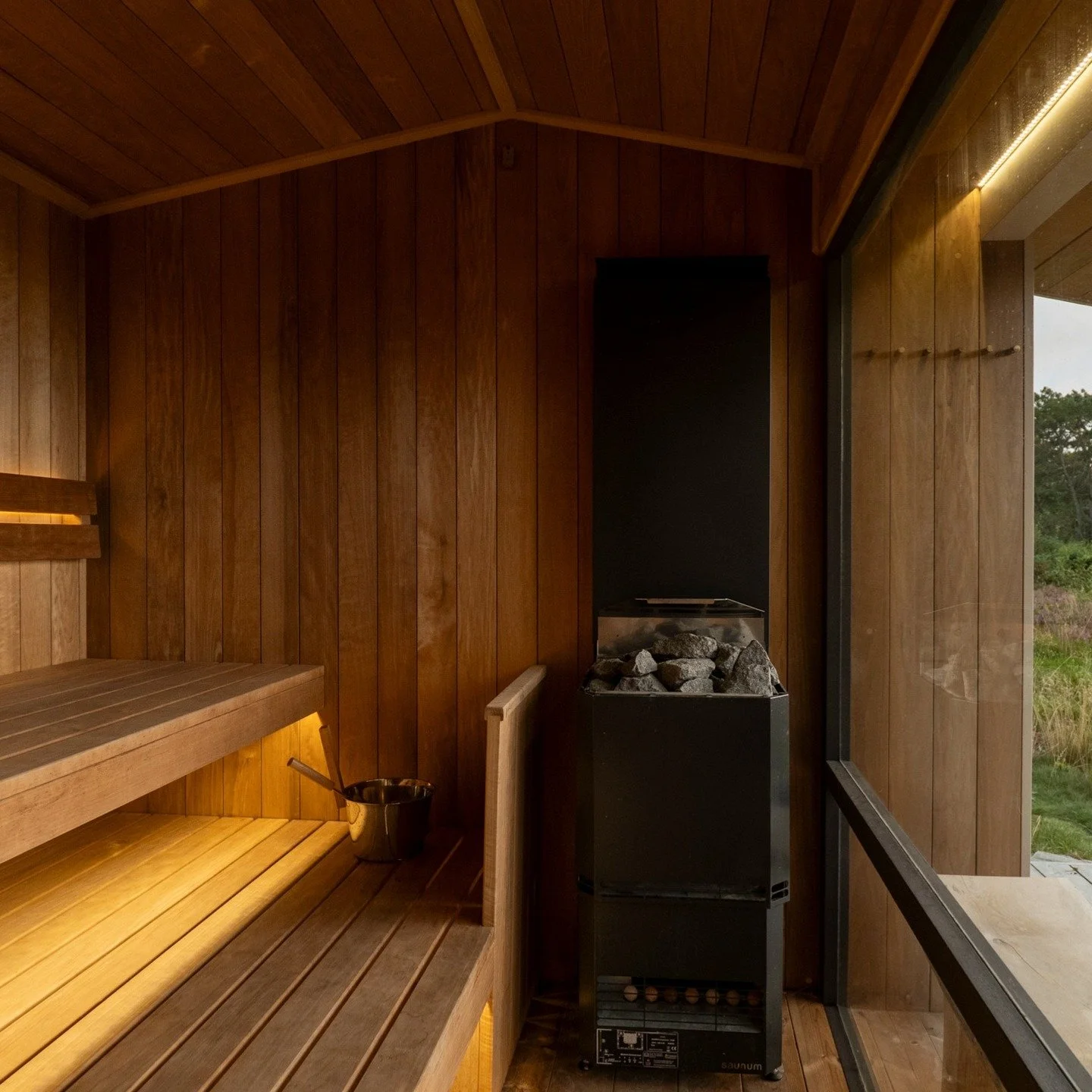 Built for peace of mind.
Both rugged and comfortable. 
#scandinaviansauna
#nordicsauna
#mobilesauna
#saunadesign
#saunalife
#saunatime
#wellness
#relax
#saunarental
#outdoorsauna
#homeoffice
#slowliving
#ritualdesign
#nordicdesign