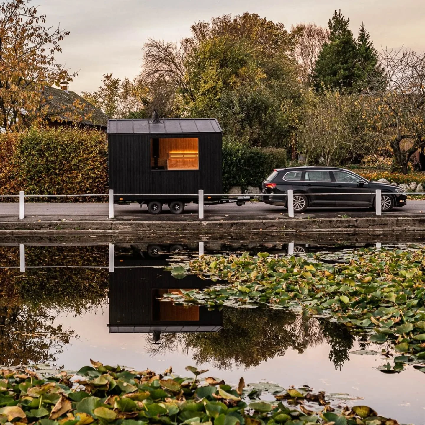 We do not keep saunas in storage.
There is no shelf of &ldquo;ready to ship&rdquo;.

Every build starts with a conversation, a drawing, and a choice of materials.
Private home, boutique hotel, oceanfront rental. Same process. One unit at a time.

It 