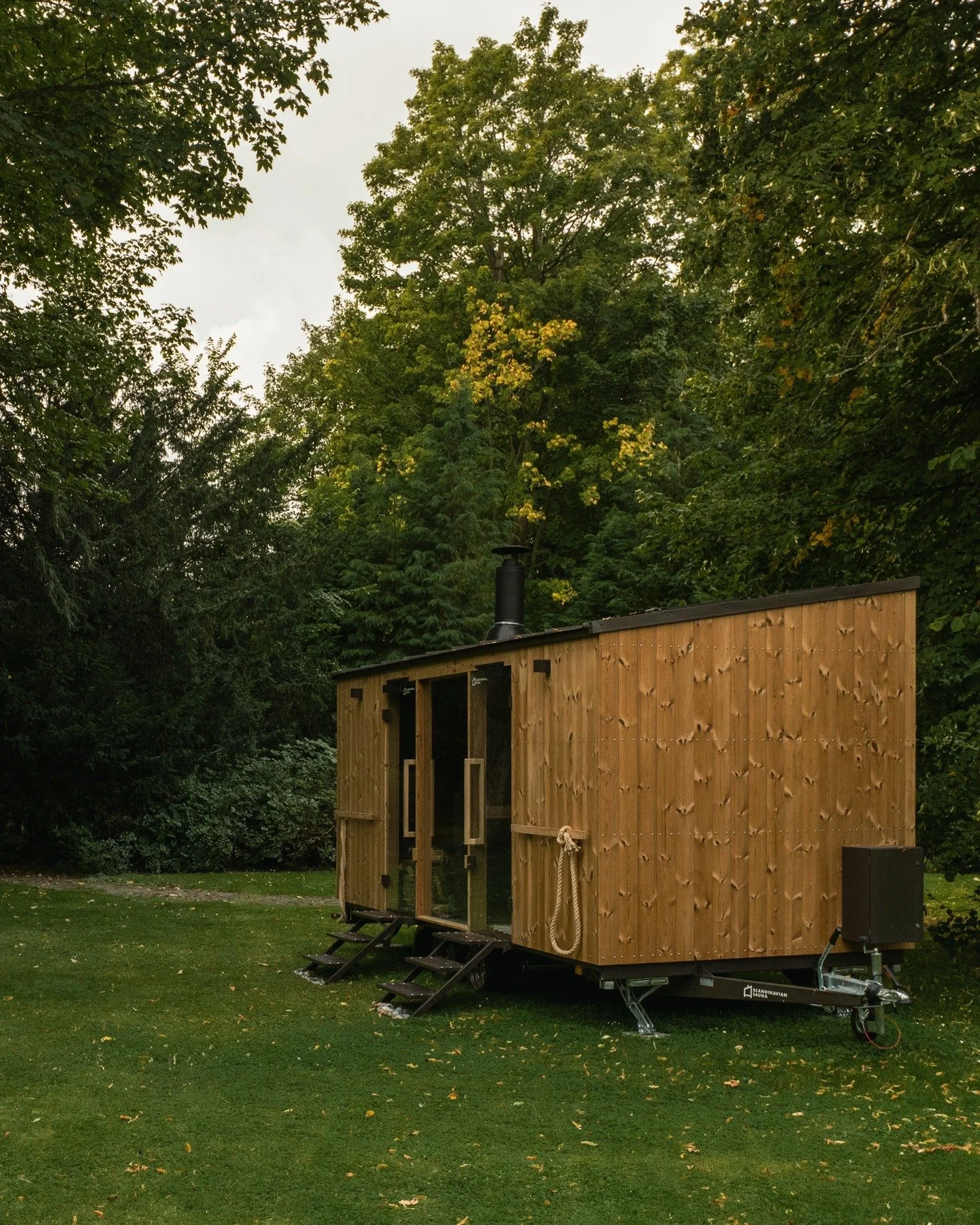 When in Falster, make sure to visit Jord Yoga's new sauna. Designed for community experiences and shared wellbeing. You always leave better than when you came in. 

Contact @jord.yoga for more info!

#scandinaviansauna
#nordicsauna
#mobilesauna
#saun