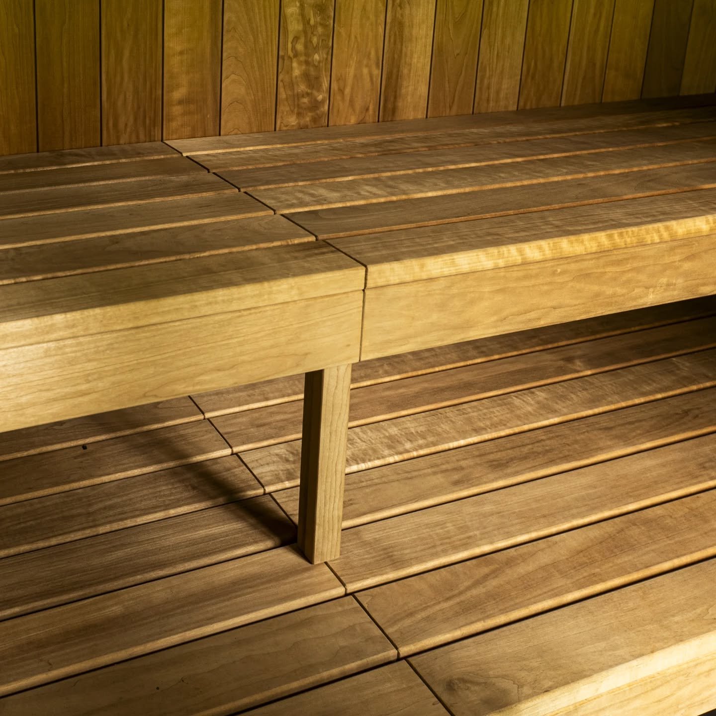 If precision matters....

#ScandinavianDesign #ScandinavianSauna
#hygge
#bespokesauna
#WellnessJourney