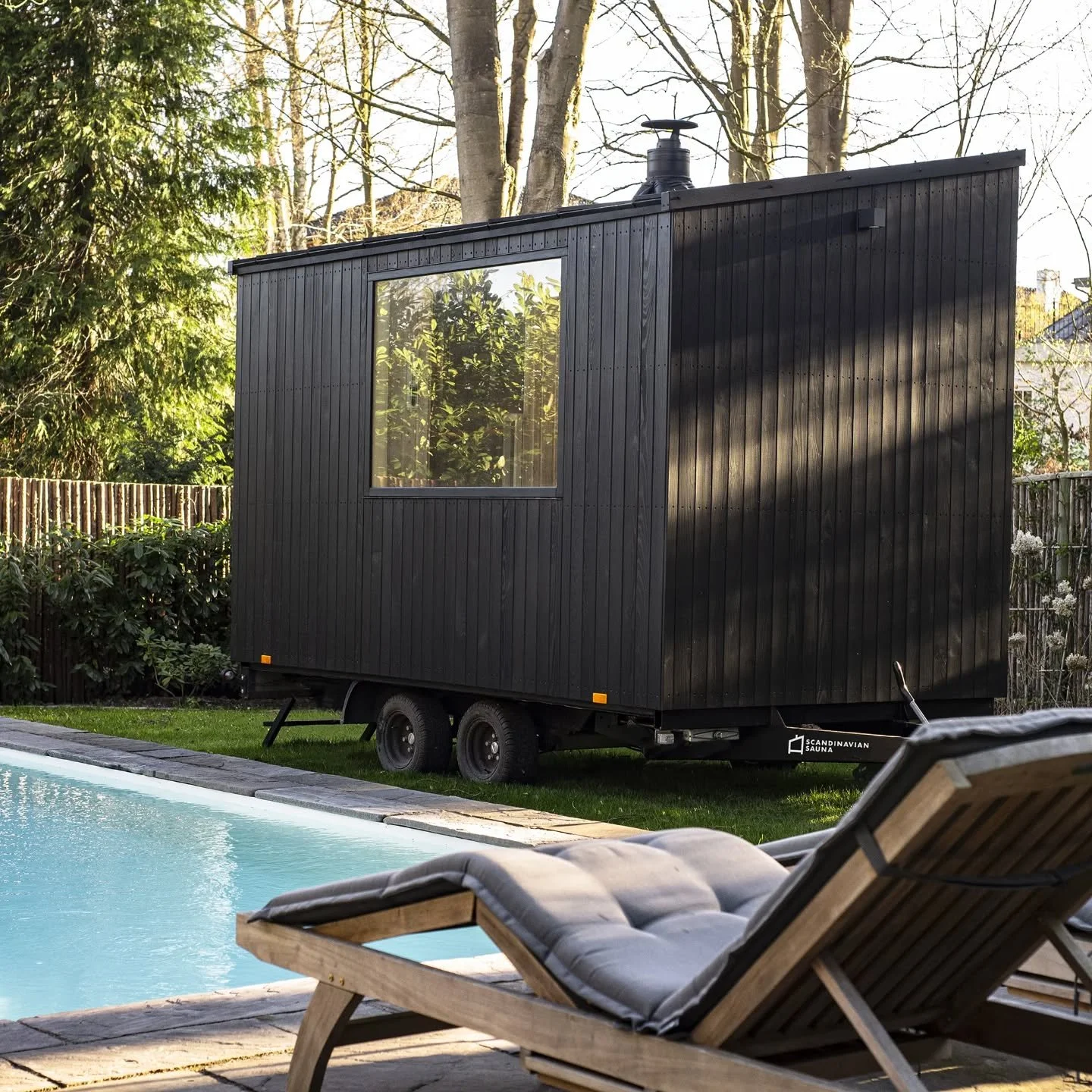 Everything changes when you add heat.

#scandinaviansauna #mobilesauna #saunarental #premiumsauna #outdoorsauna