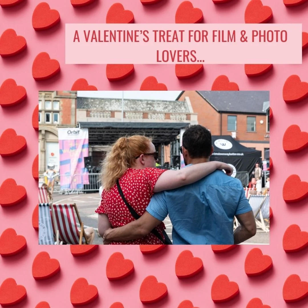 Valentine's treats! &hearts;️🧡

These won't last long so snap one up whilst you can. 
A special valentines treat with BOTH a couples ticket to watch a film 🎥 🍿and glug a bottle of wine 🍷 at the gorgeous @tnlcinemasale sitting on a luxurious sofa 