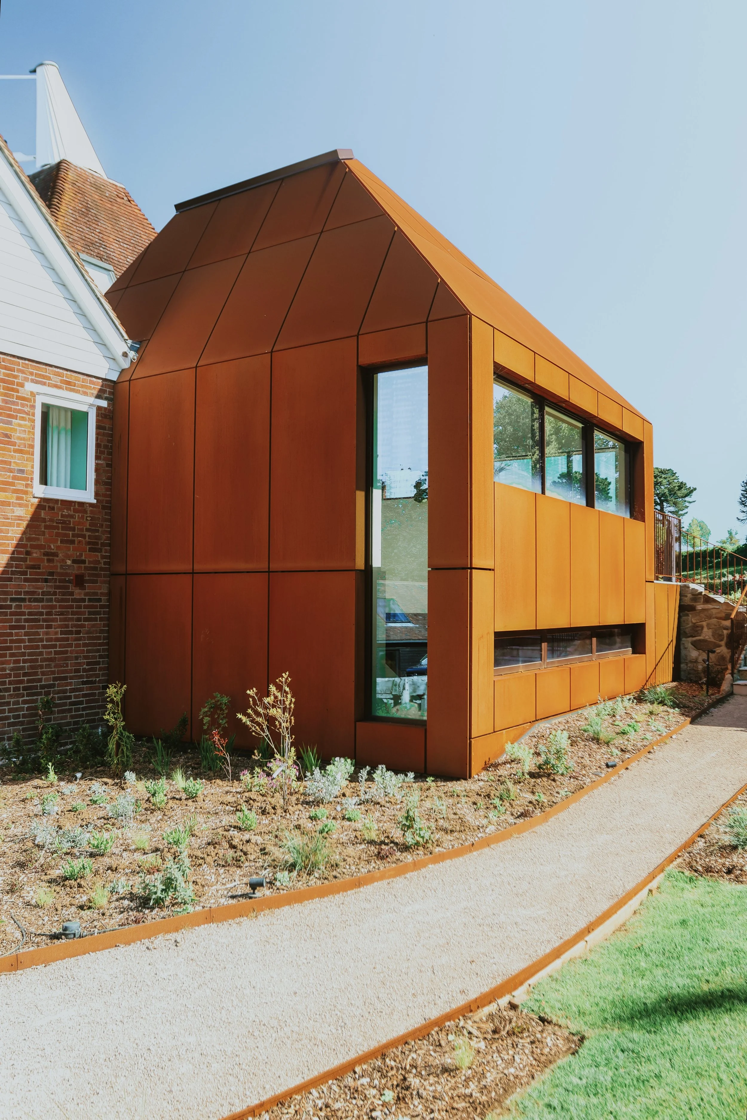 Oast House Extension &amp; House Renovation - Goudhurst