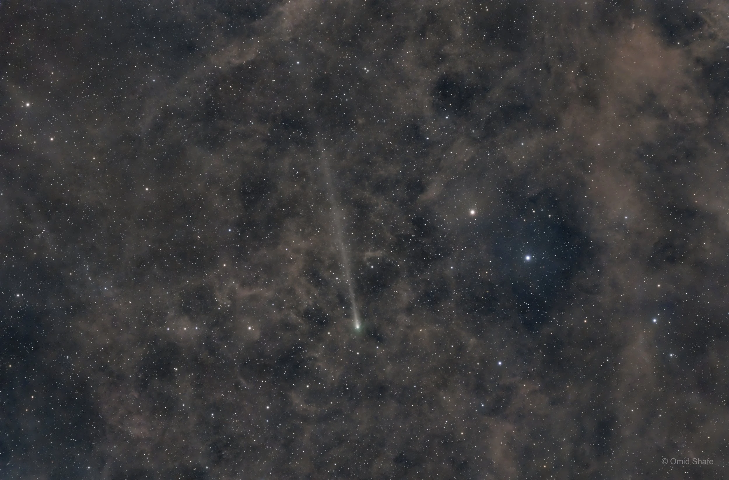 Comet 220P/McNaught — Full Tail Capture