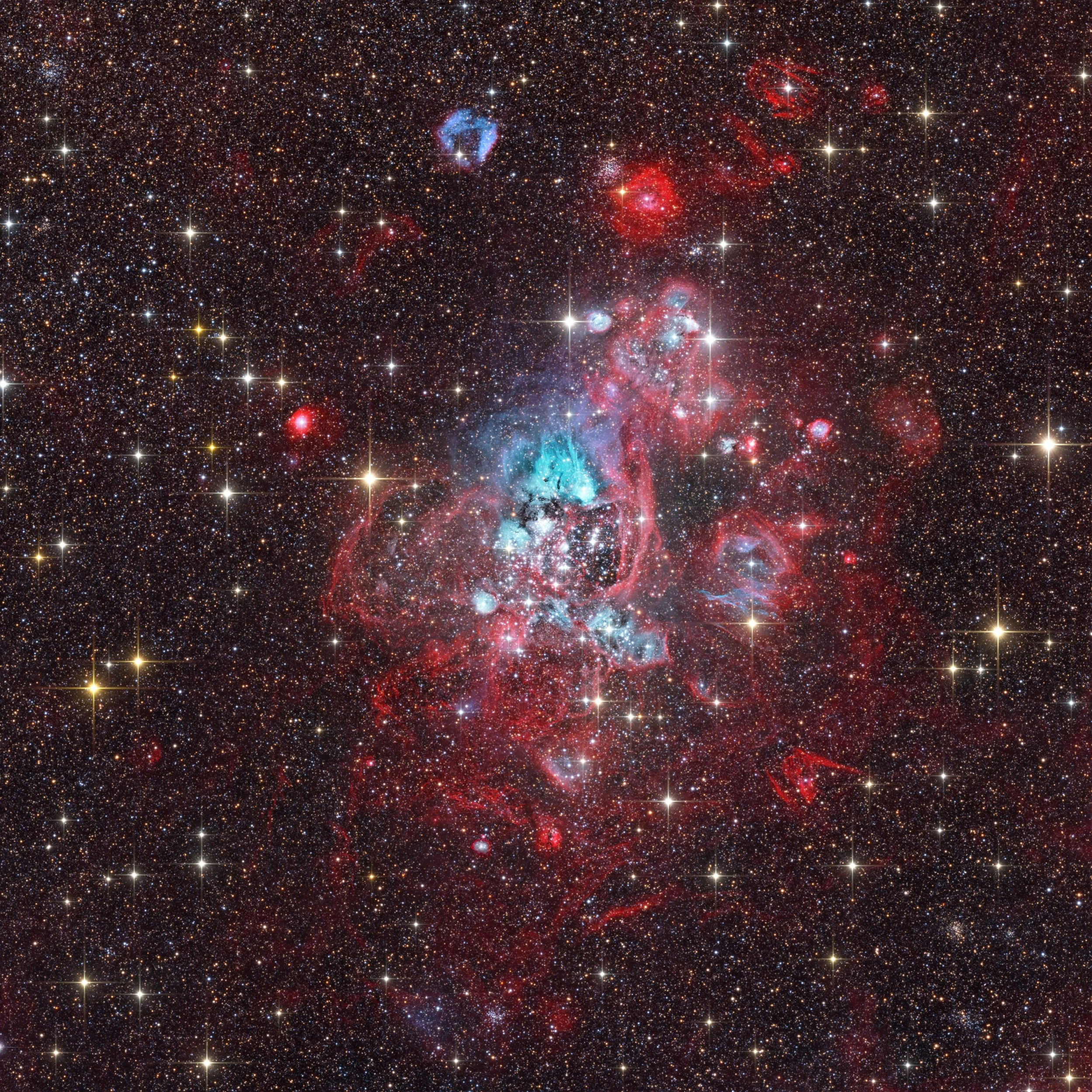 N44 and the Superbubble in the Large Magellanic Cloud