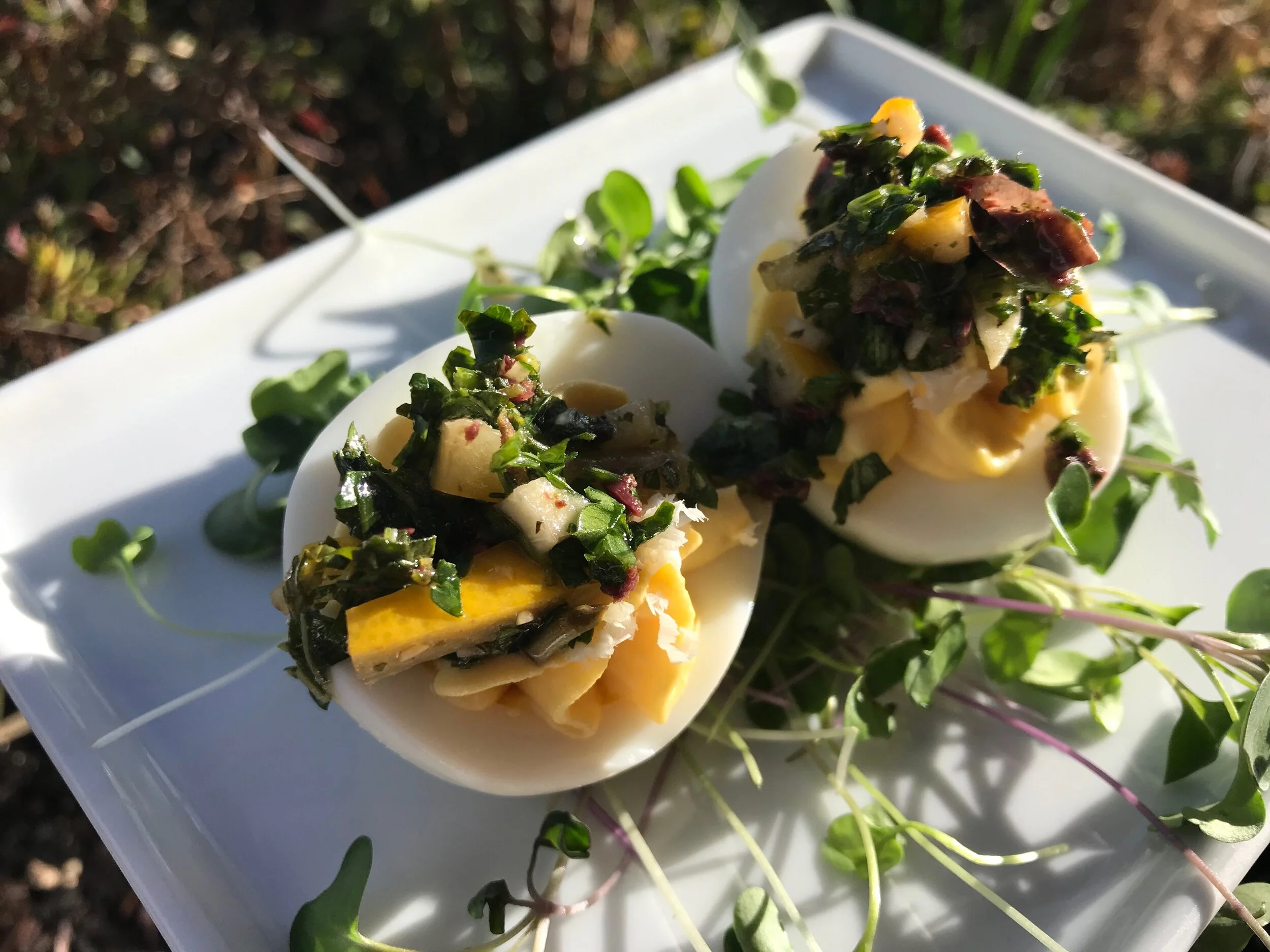 Fresh Horseradish Deviled Egg w/ Preserved Meyer Lemon Gremolata paired w/ Naumes Family Vineyards Diamond Sparkling Wine