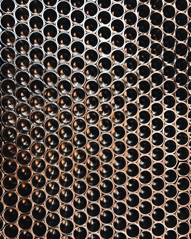 Hex material lookin like honey combs🍯 ➡️ swipe to see side view.
.
.
.
.
.
.
.
.
.
#tricitymetal #metalsupply #steel #steelsupply #stainless #aluminum #metalwholesale #localbusiness #steelofadeal